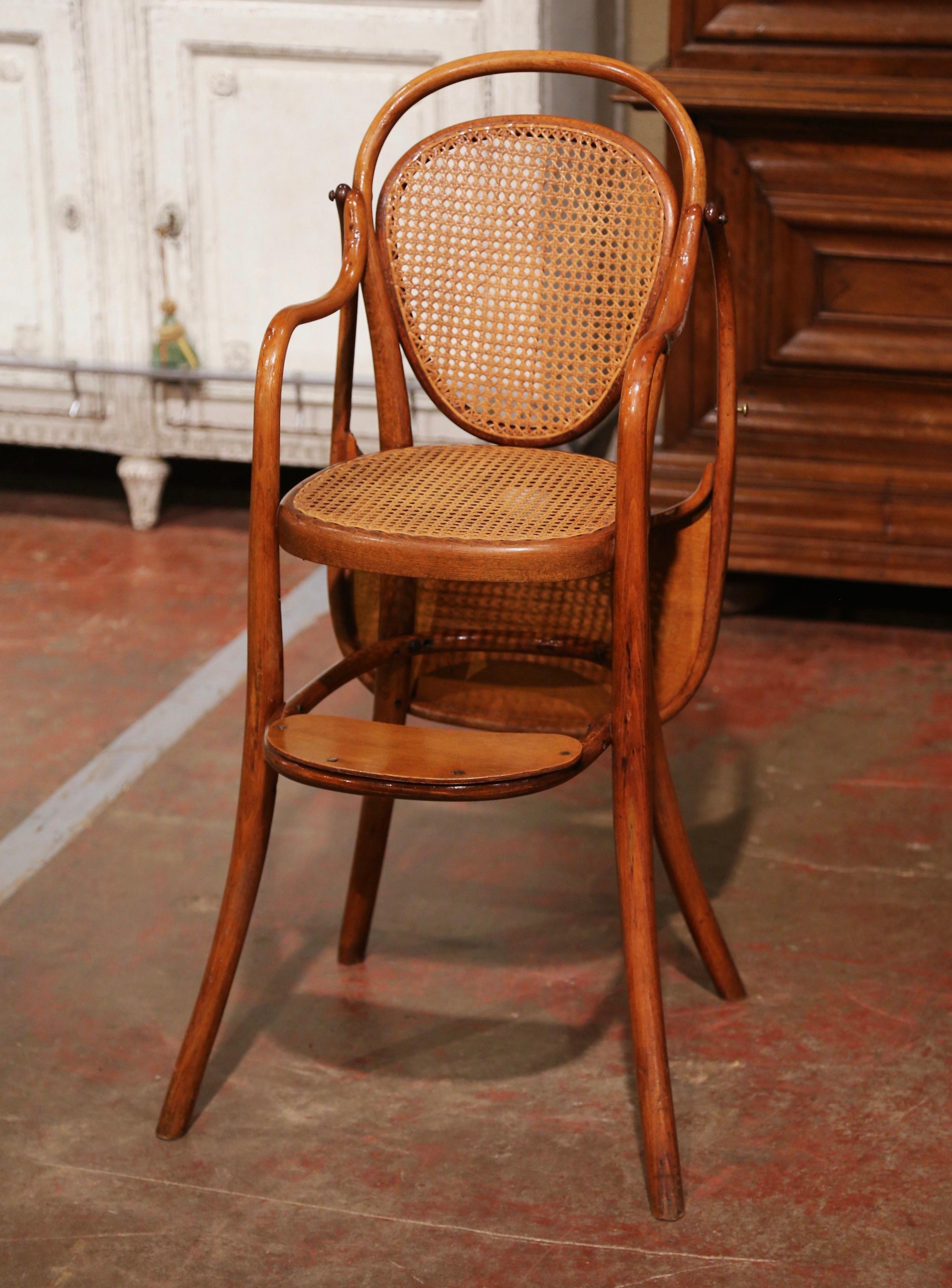 Early 20th Century French Bentwood and Cane High Baby Chair Thonet Style In Excellent Condition In Dallas, TX