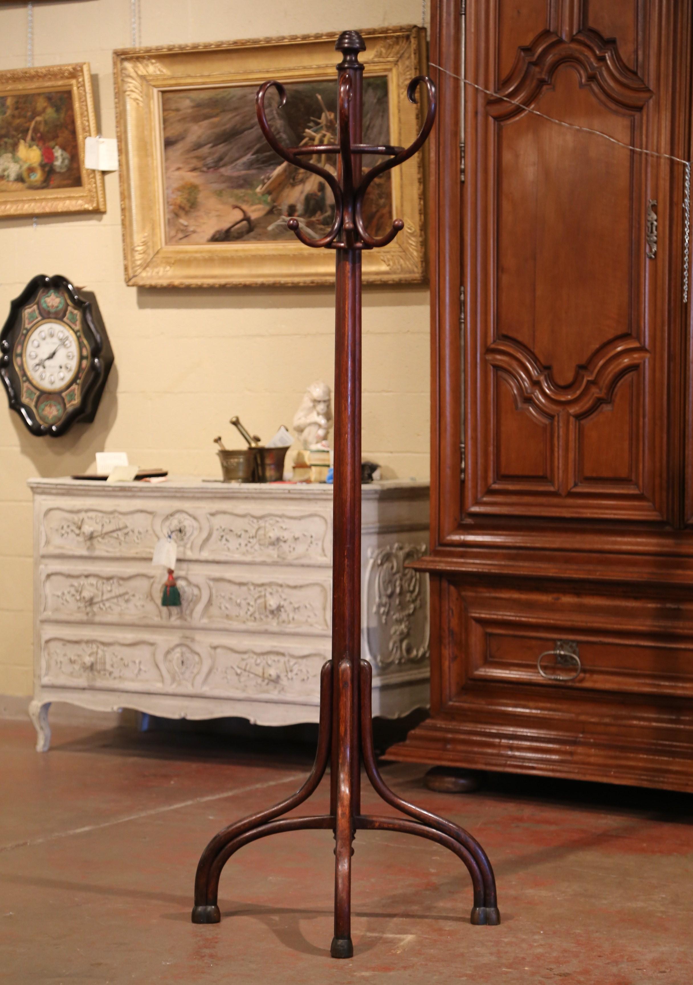 Early 20th Century French Bentwood Free Standing Coat and Hat Rack Thonet Style In Excellent Condition In Dallas, TX