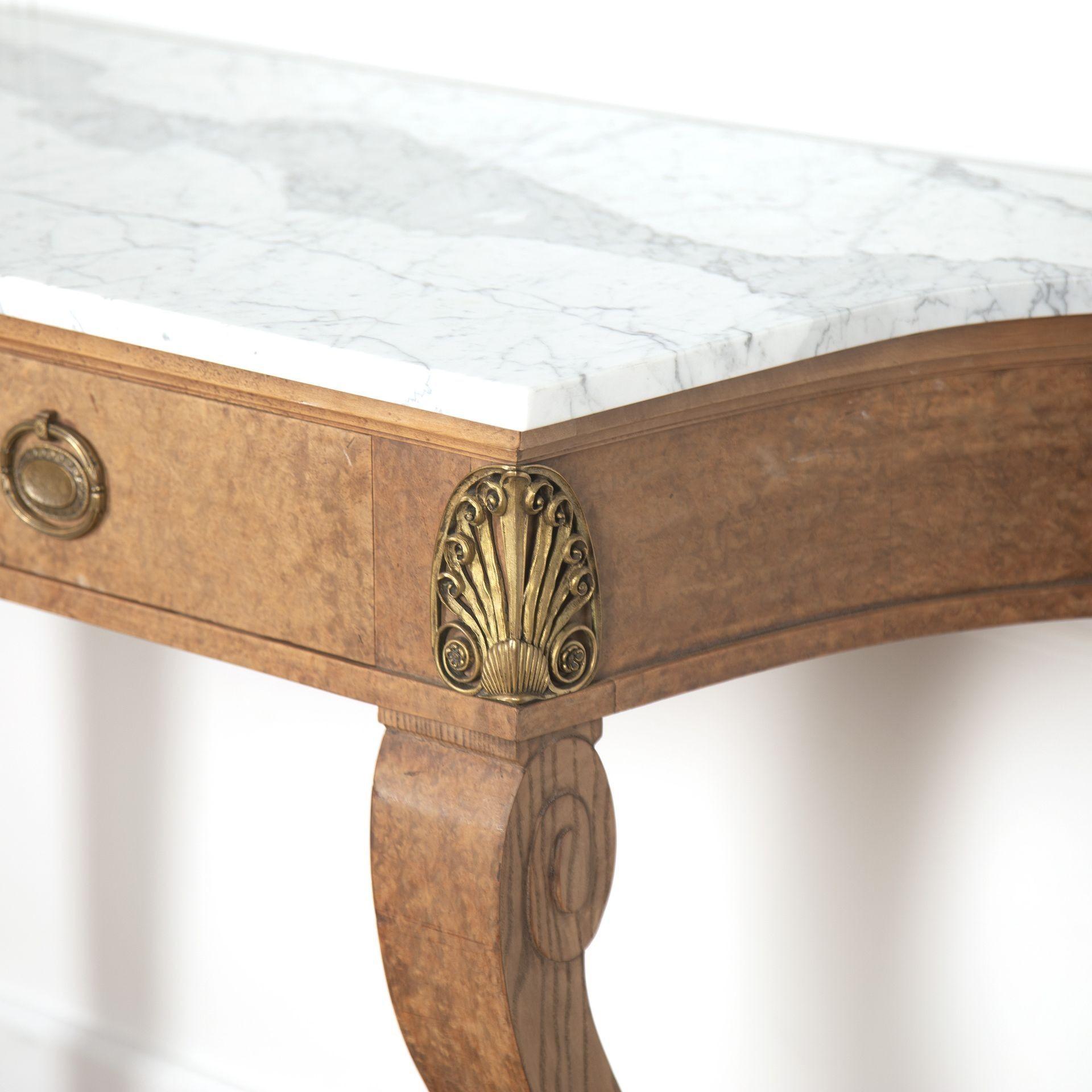 Marbre de Carrare Early 20th Century French Birds-Eye Maple Console Table en vente