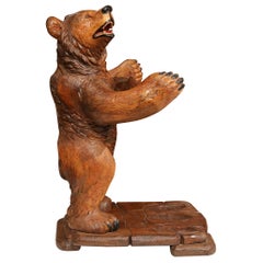 Early 20th Century French Black Forest Carved Bear Sculpture with Gun Holder