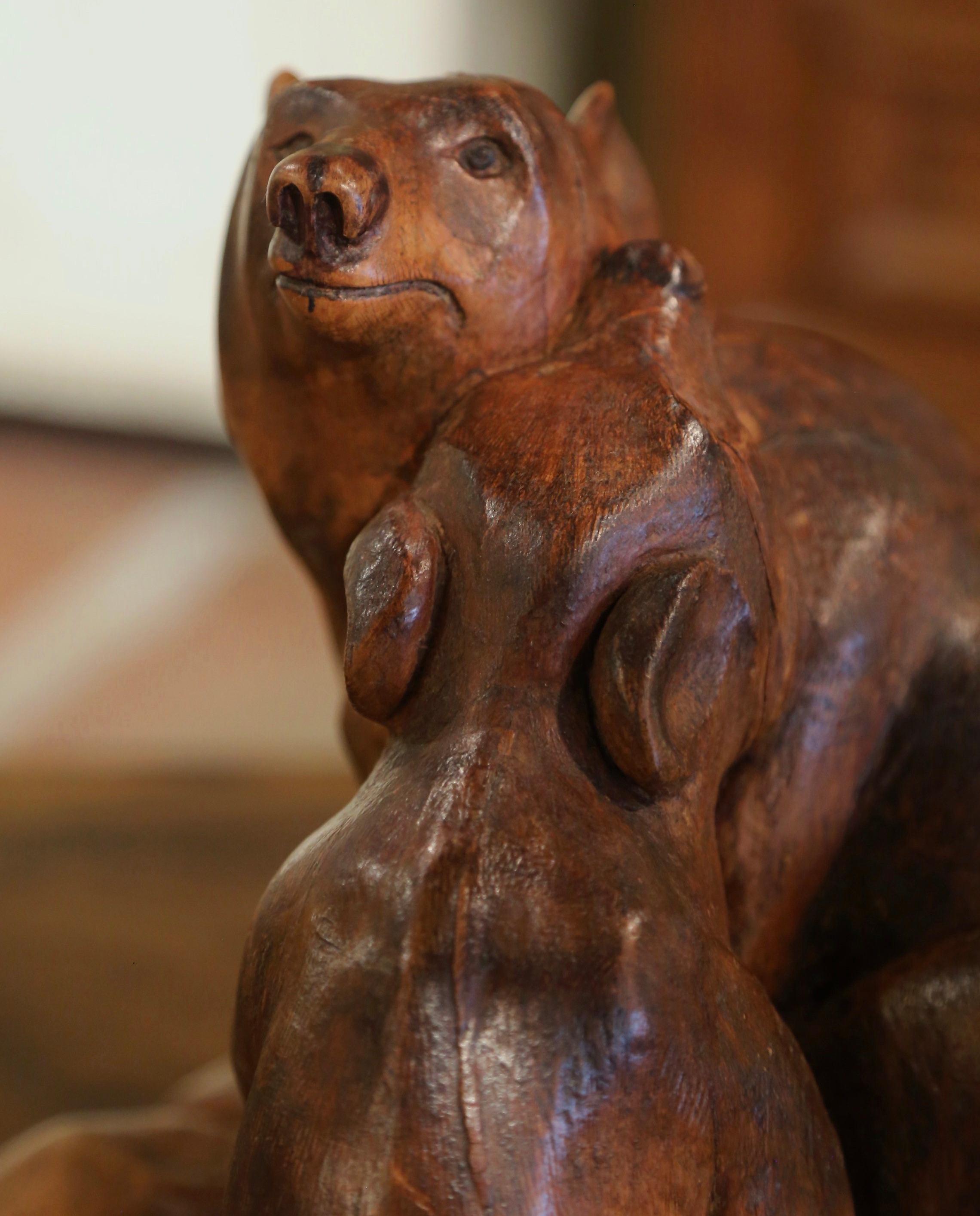 Swiss Early 20th Century French Black Forest Carved Walnut Bear Sculpture Composition For Sale