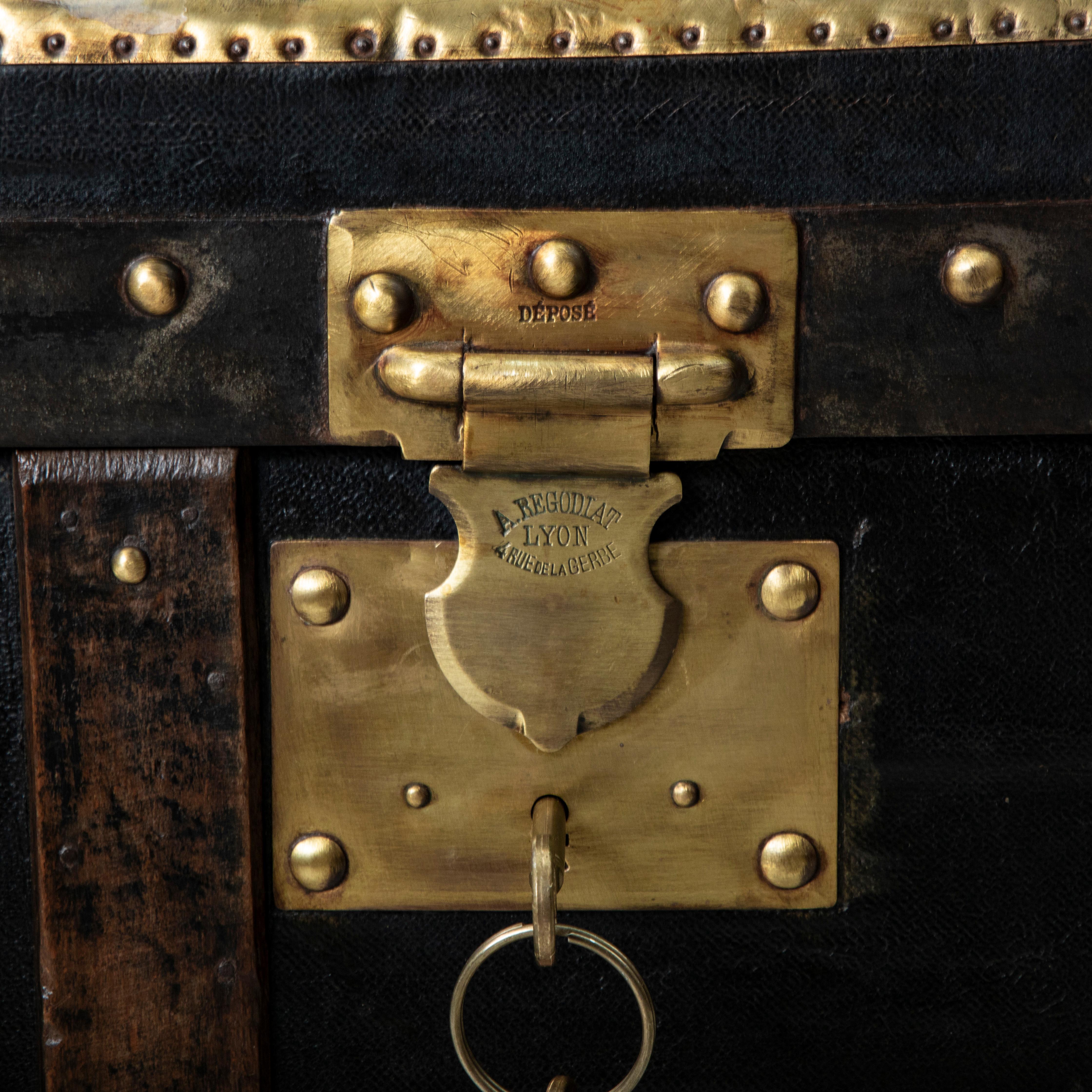 Early 20th Century French Black Leather Steamer Trunk with Brass Detailing For Sale 11