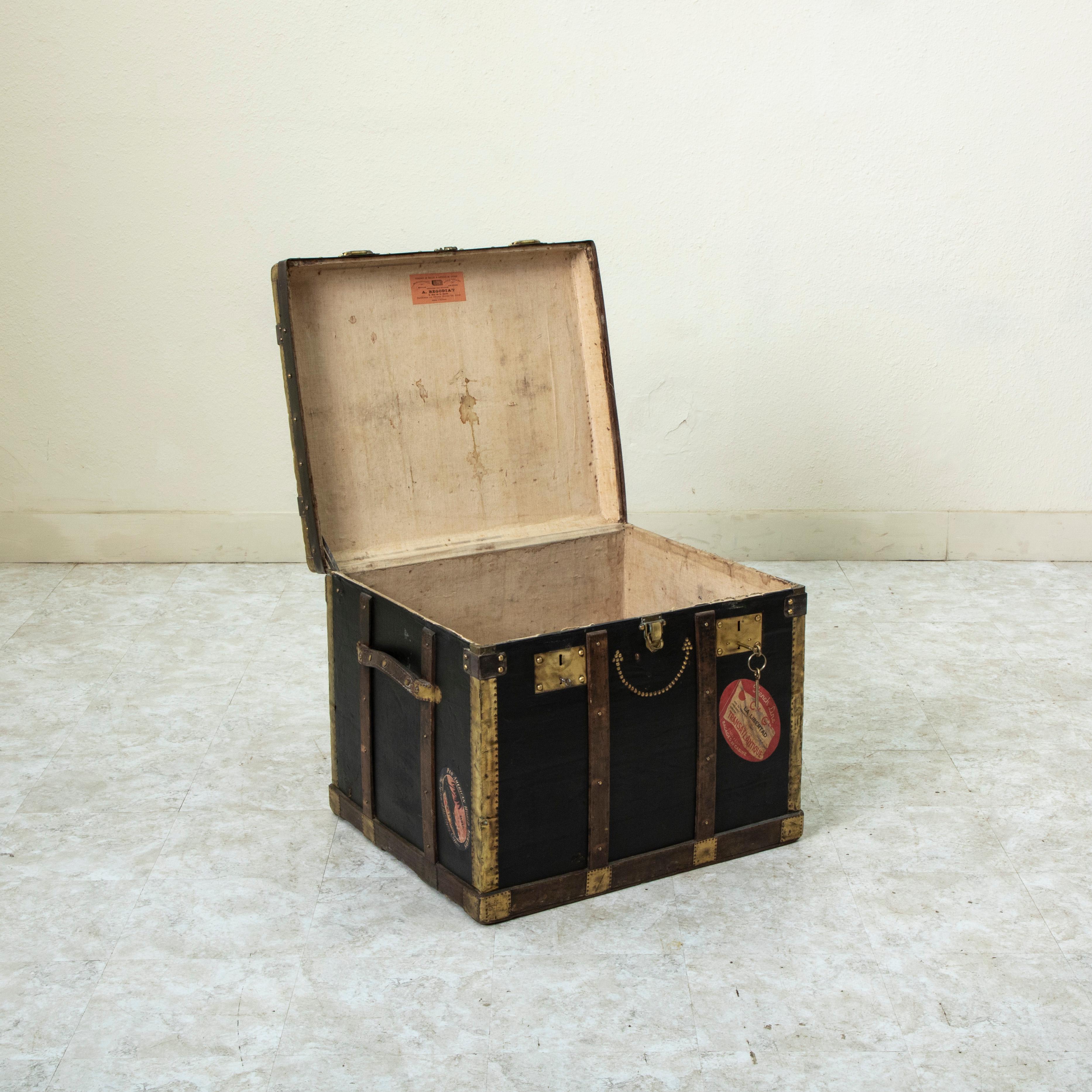 Early 20th Century French Black Leather Steamer Trunk with Brass Detailing For Sale 4