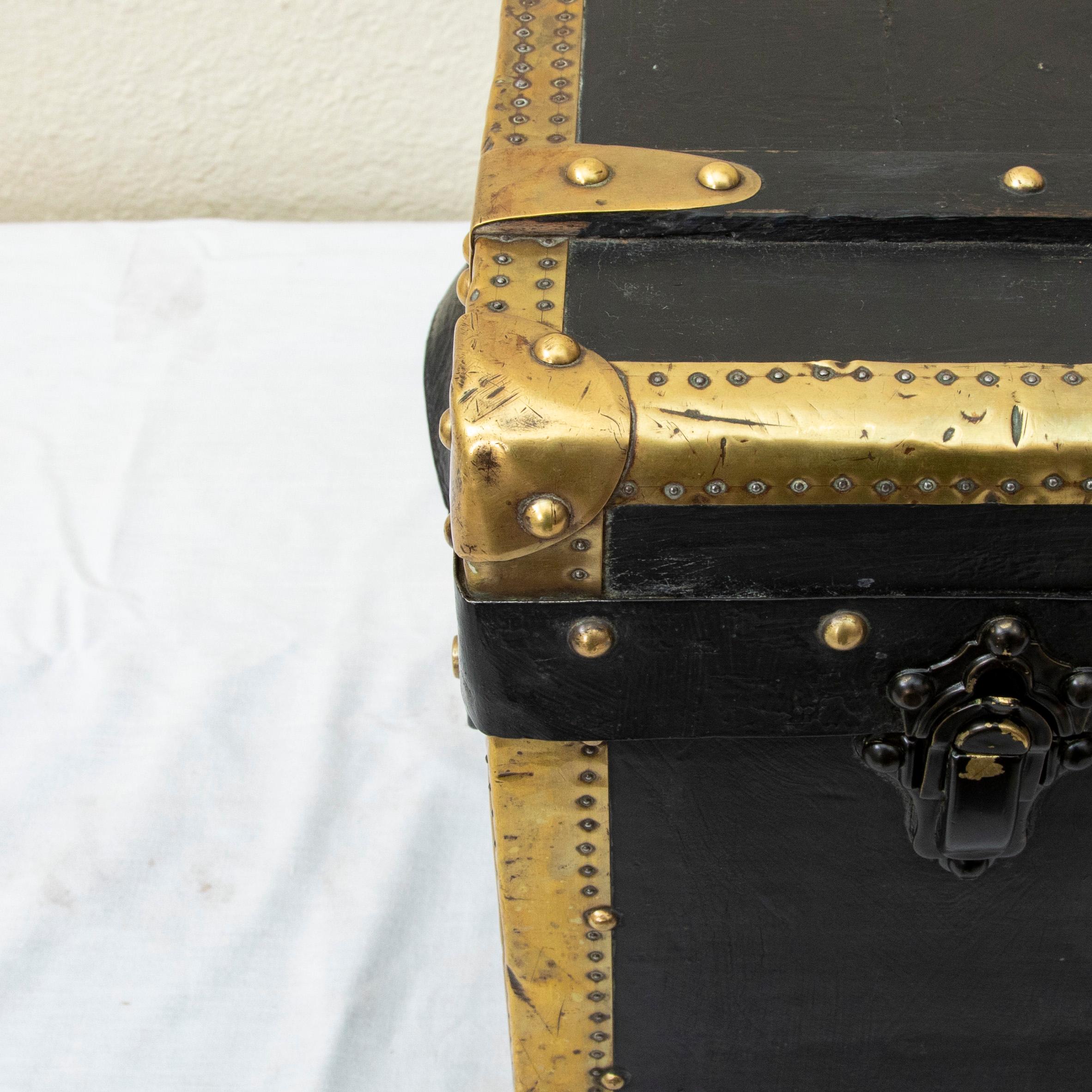Early 20th Century French Black Leather Traveling Trunk with Brass Detailing For Sale 6