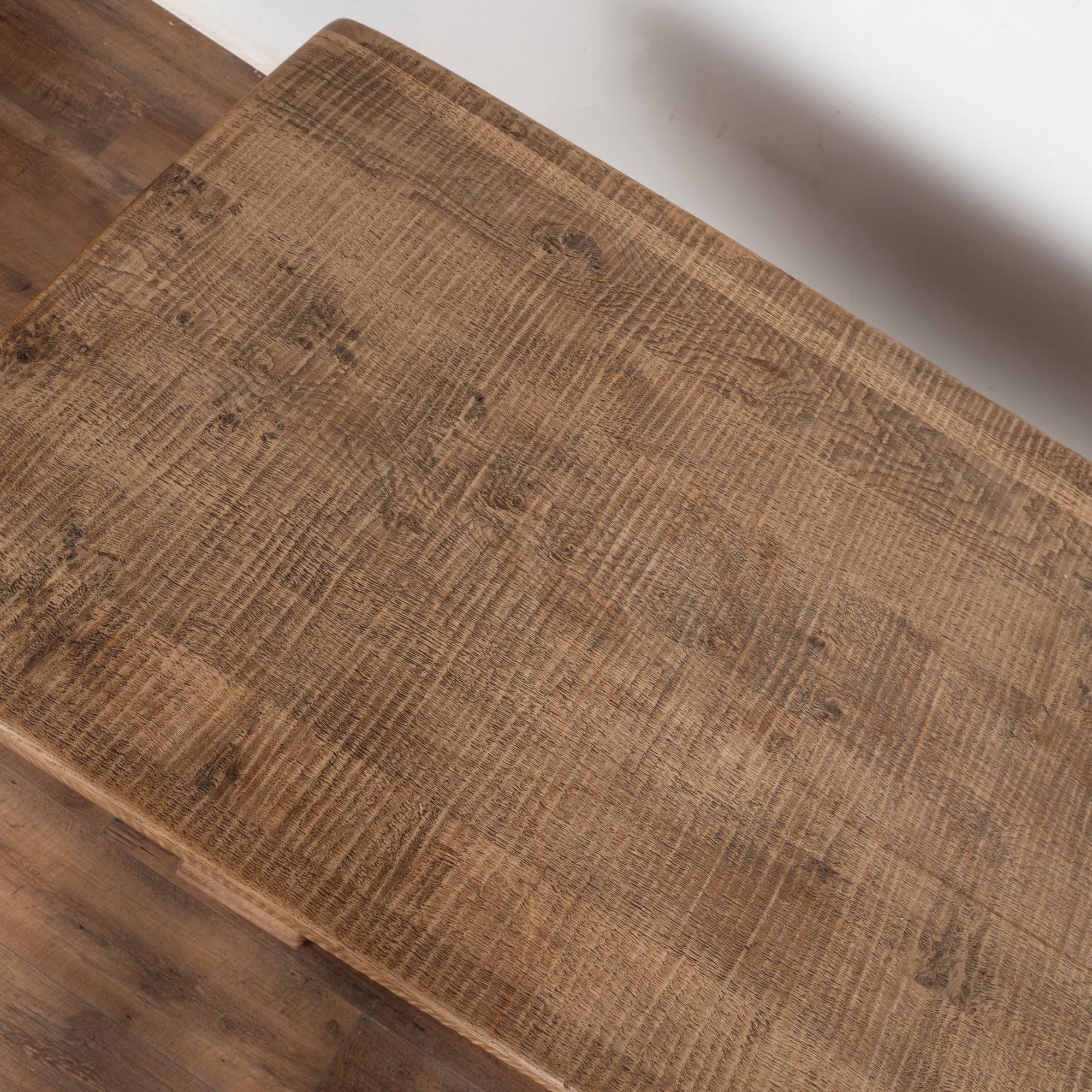 Français Table console de salle à manger en chêne blanchi, début du 20e siècle, France en vente