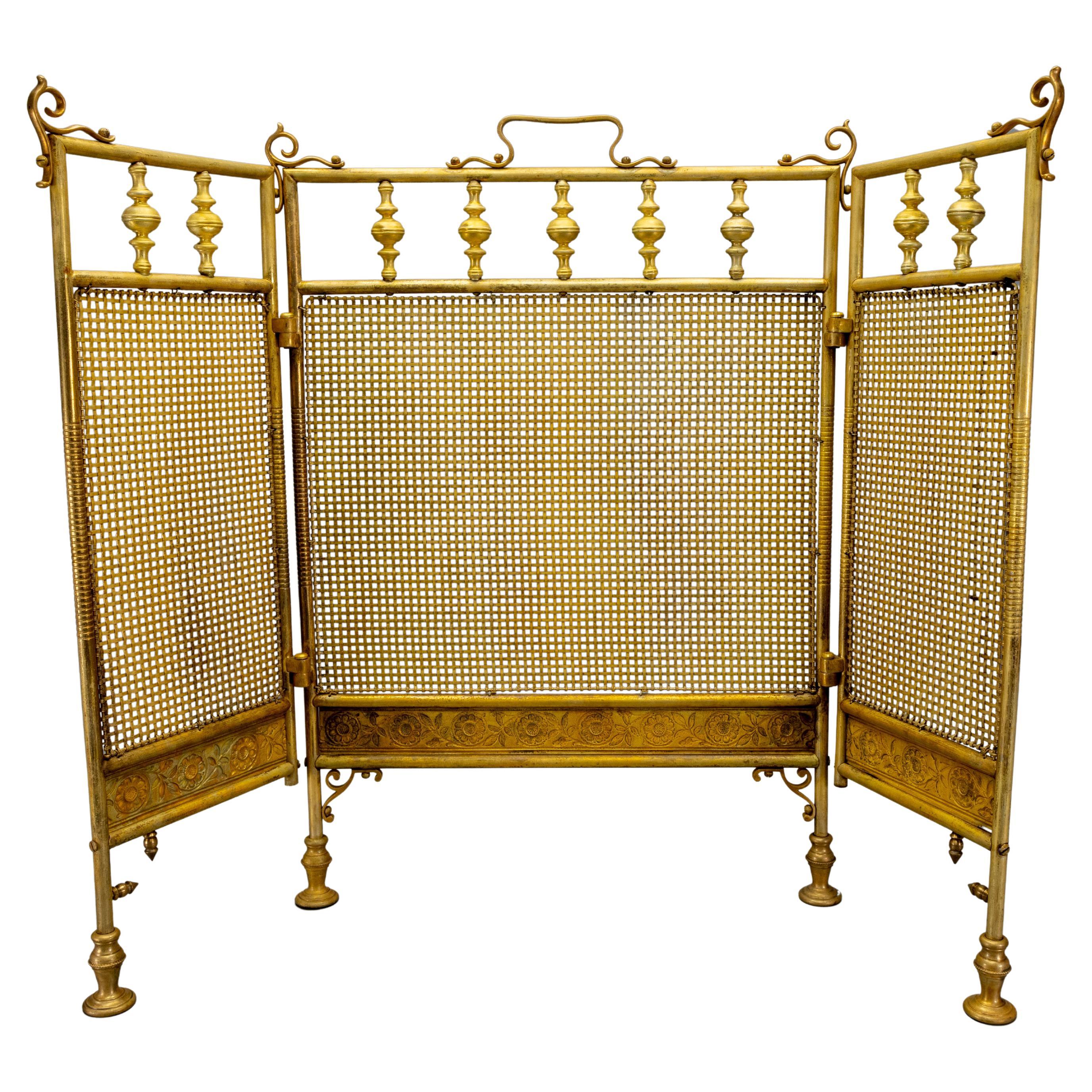 Early 20th Century French Brass Arts and Crafts Folding Fireplace Screen, 1910s