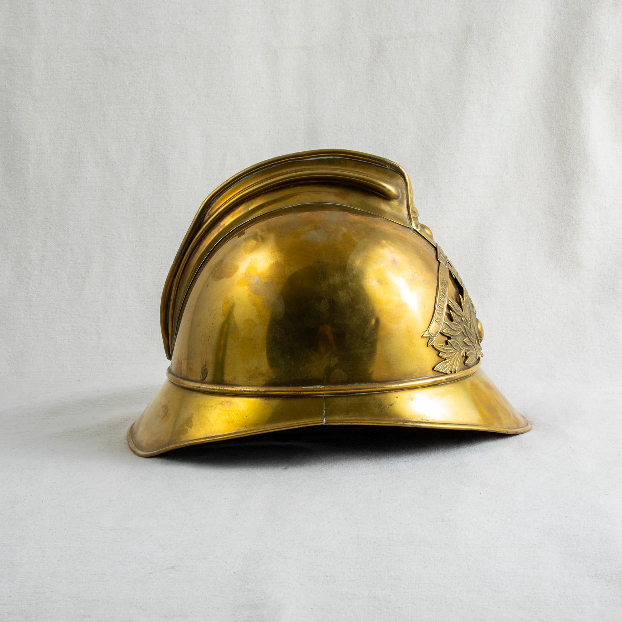 french fireman helmet