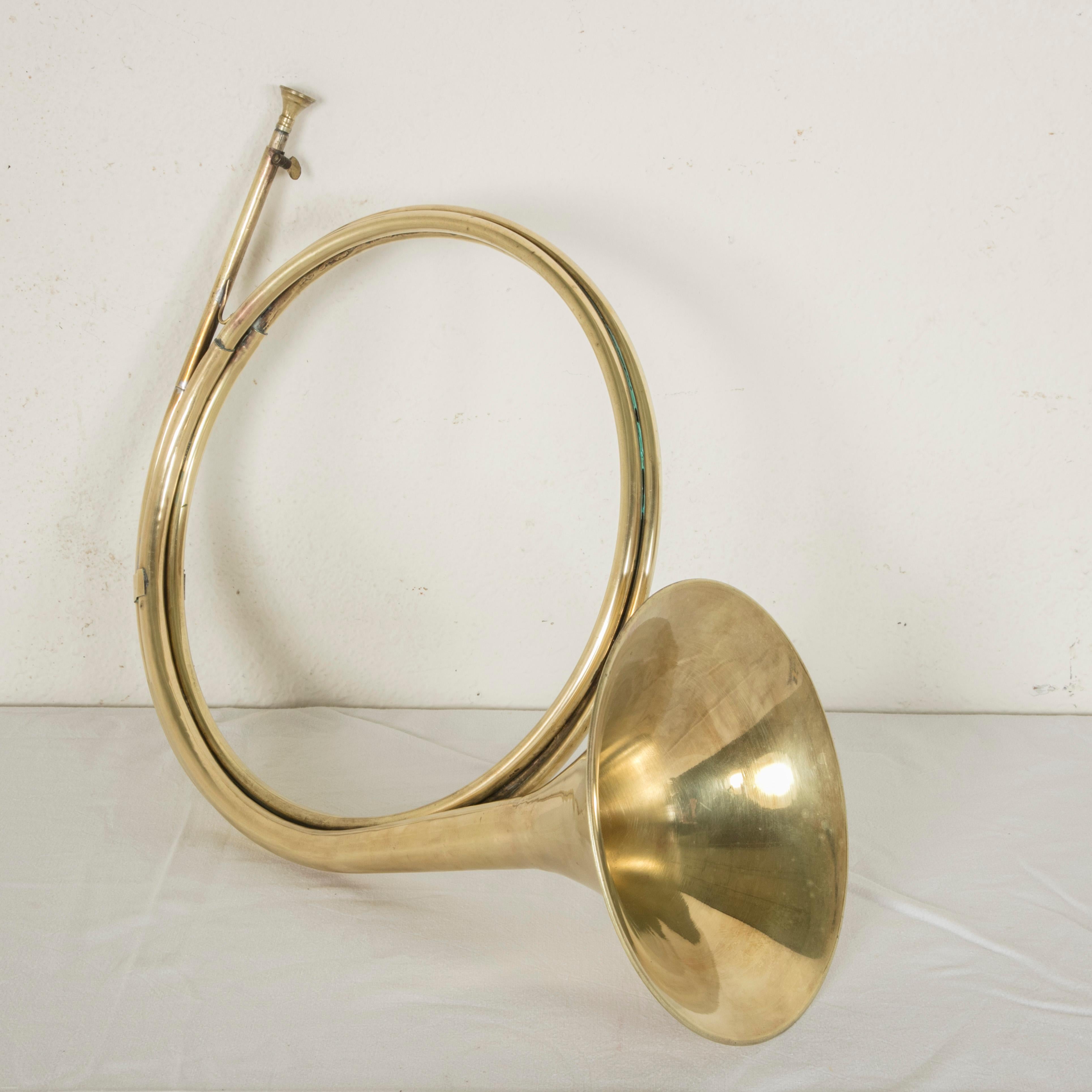 french hunting horn