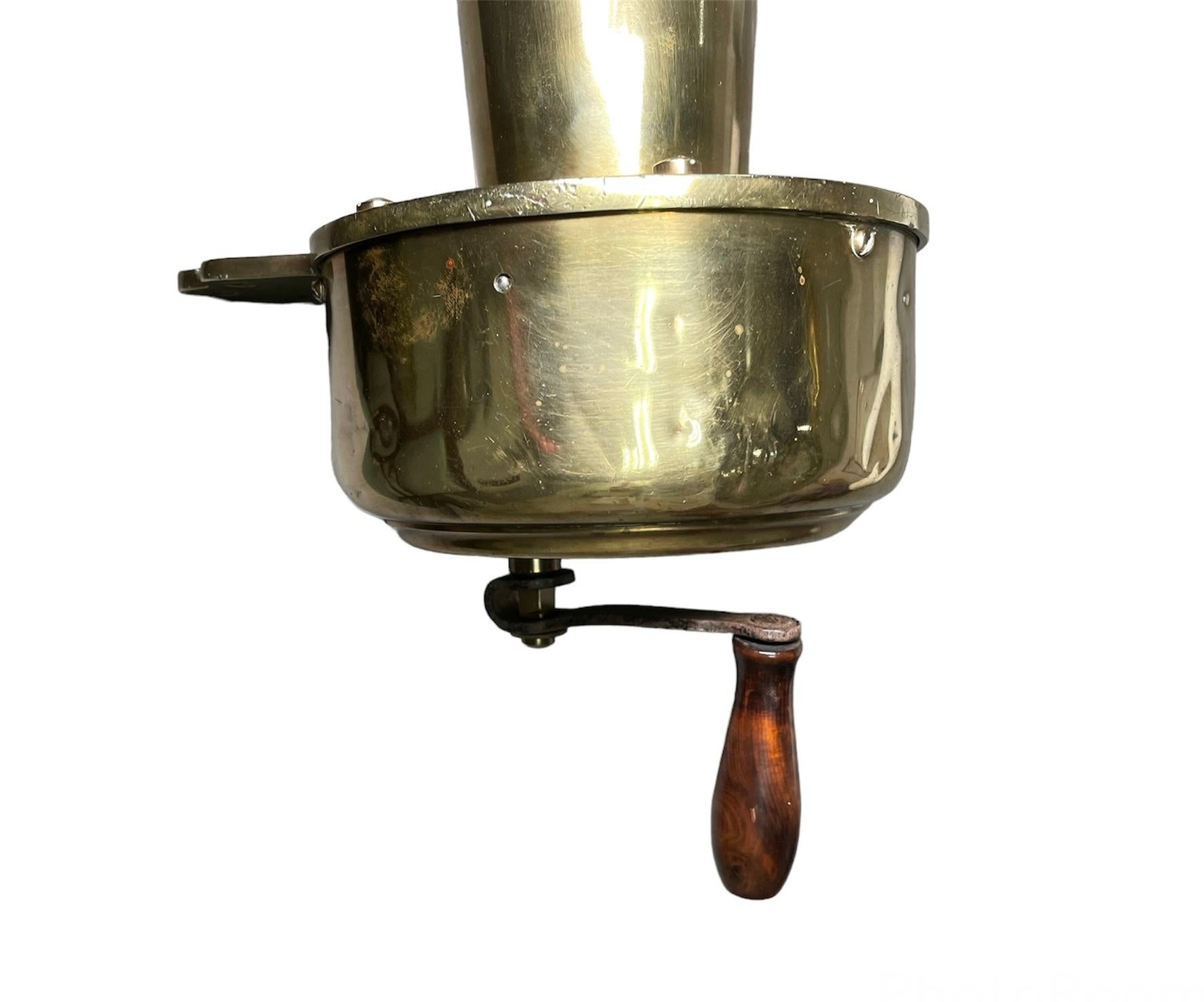 Machine-Made Early 20th Century French Brass Klaxon Horn