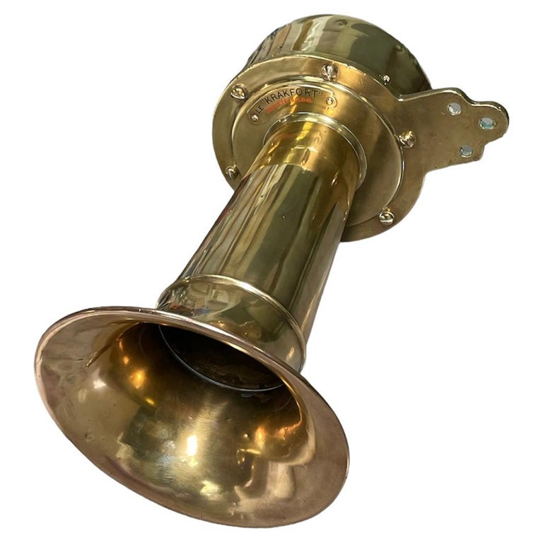 Early 20th Century French Brass Klaxon Horn For Sale at 1stDibs