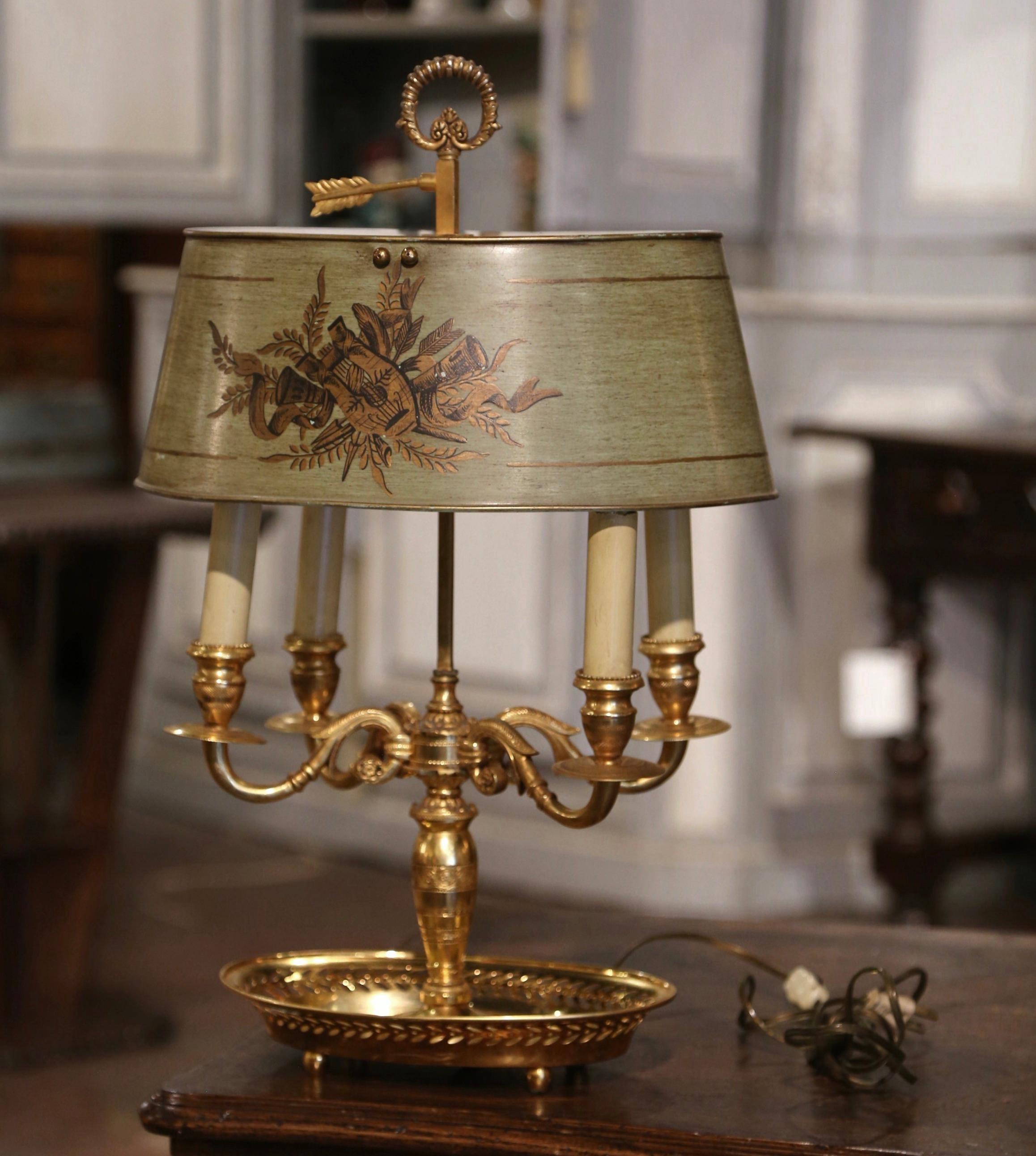 Early 20th Century French Brass & Painted Tole Four-Light Bouillotte Table Lamp In Excellent Condition For Sale In Dallas, TX