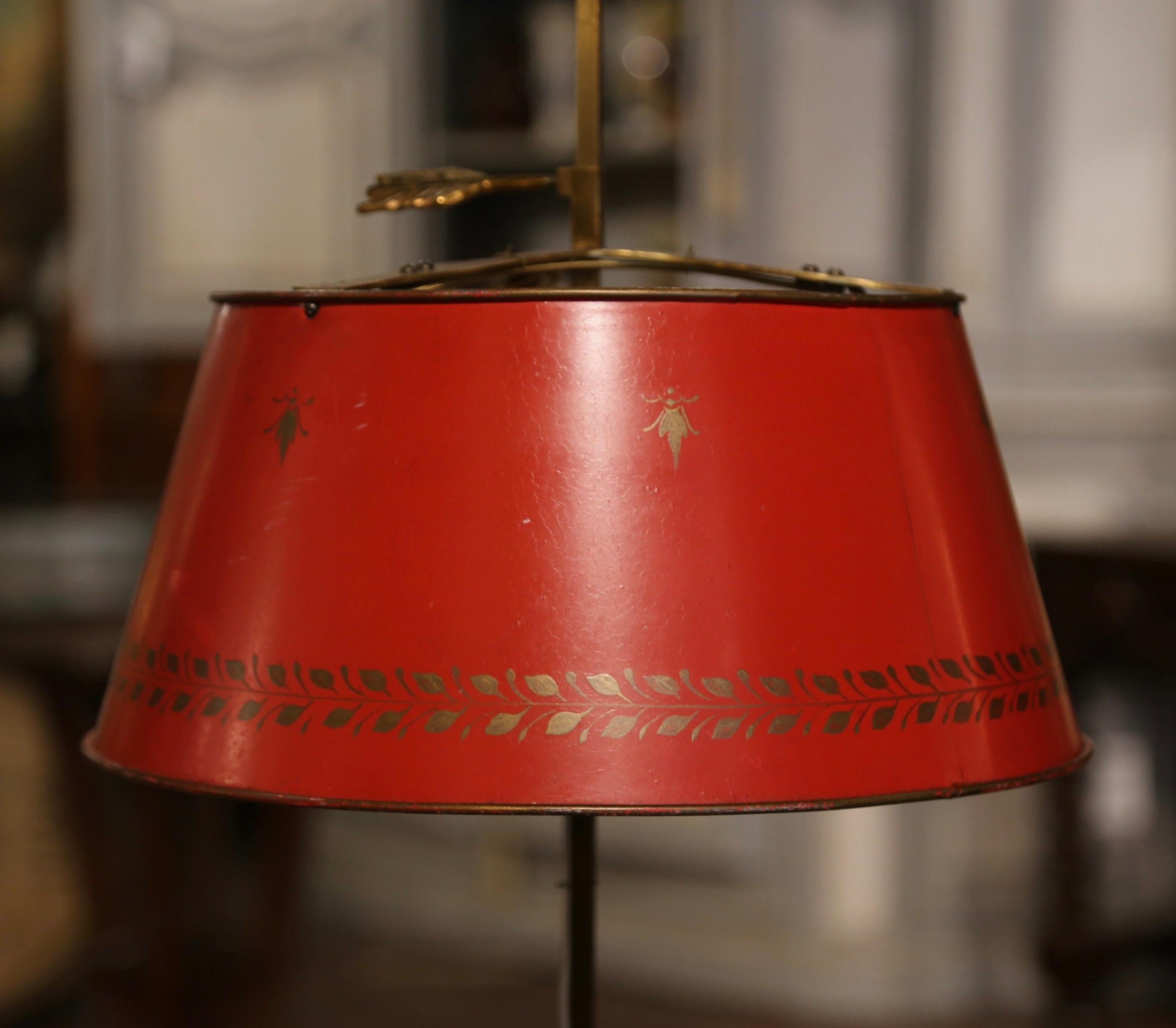Napoléon III Lampe de table Bouillotte à trois lumières en laiton et tôle peinte du début du 20e siècle en vente