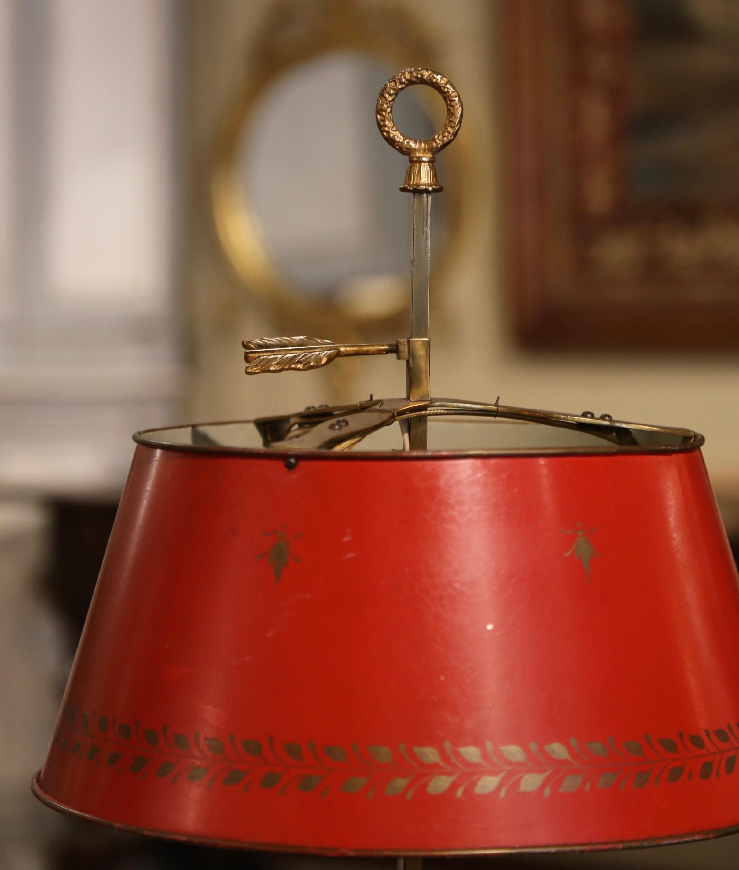 Early 20th Century French Brass & Painted Tole Three-Light Bouillotte Table Lamp For Sale 1
