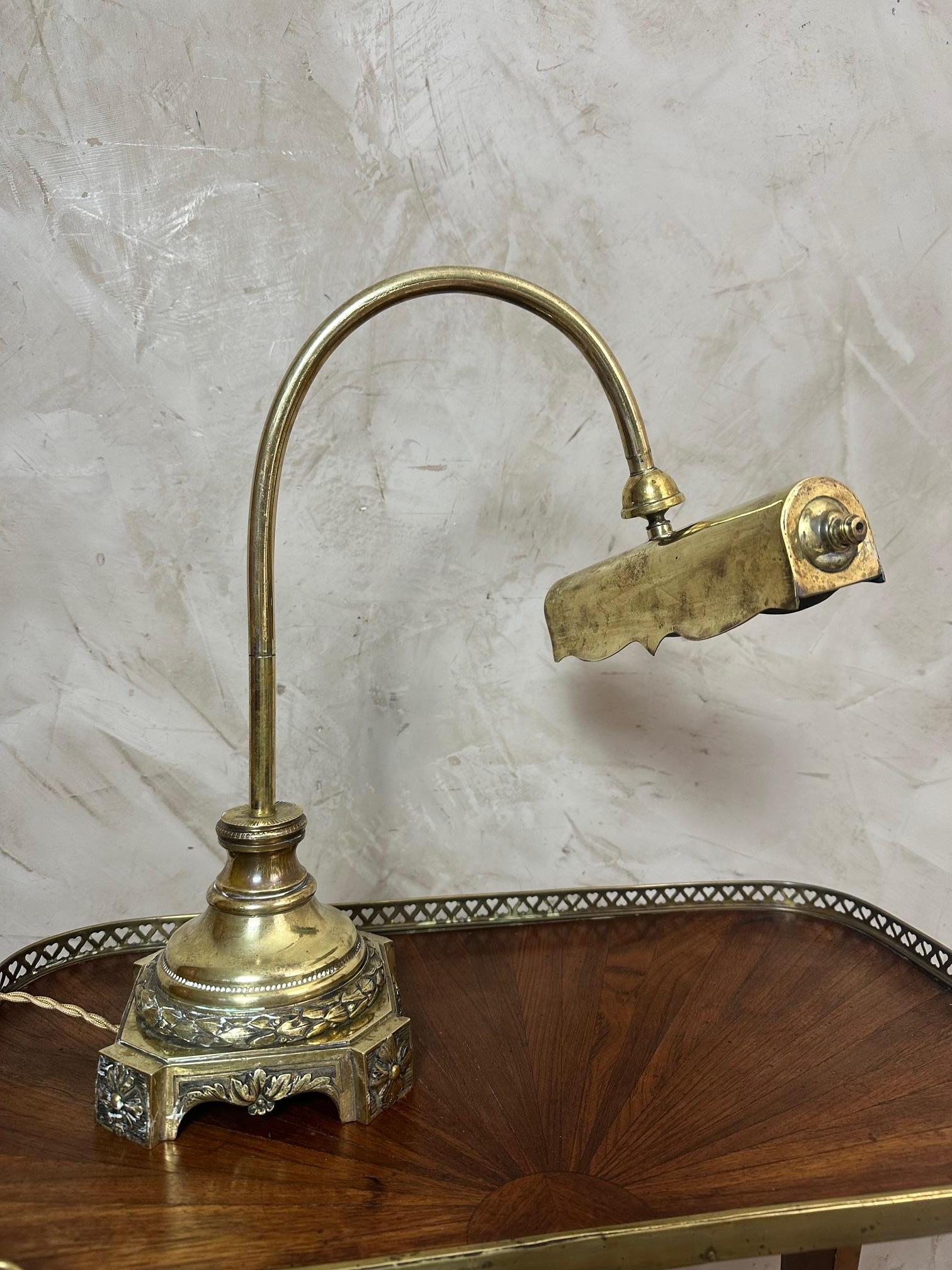 Début du 20ème siècle Lampe de table en laiton française du début du 20e siècle, années 1900 en vente