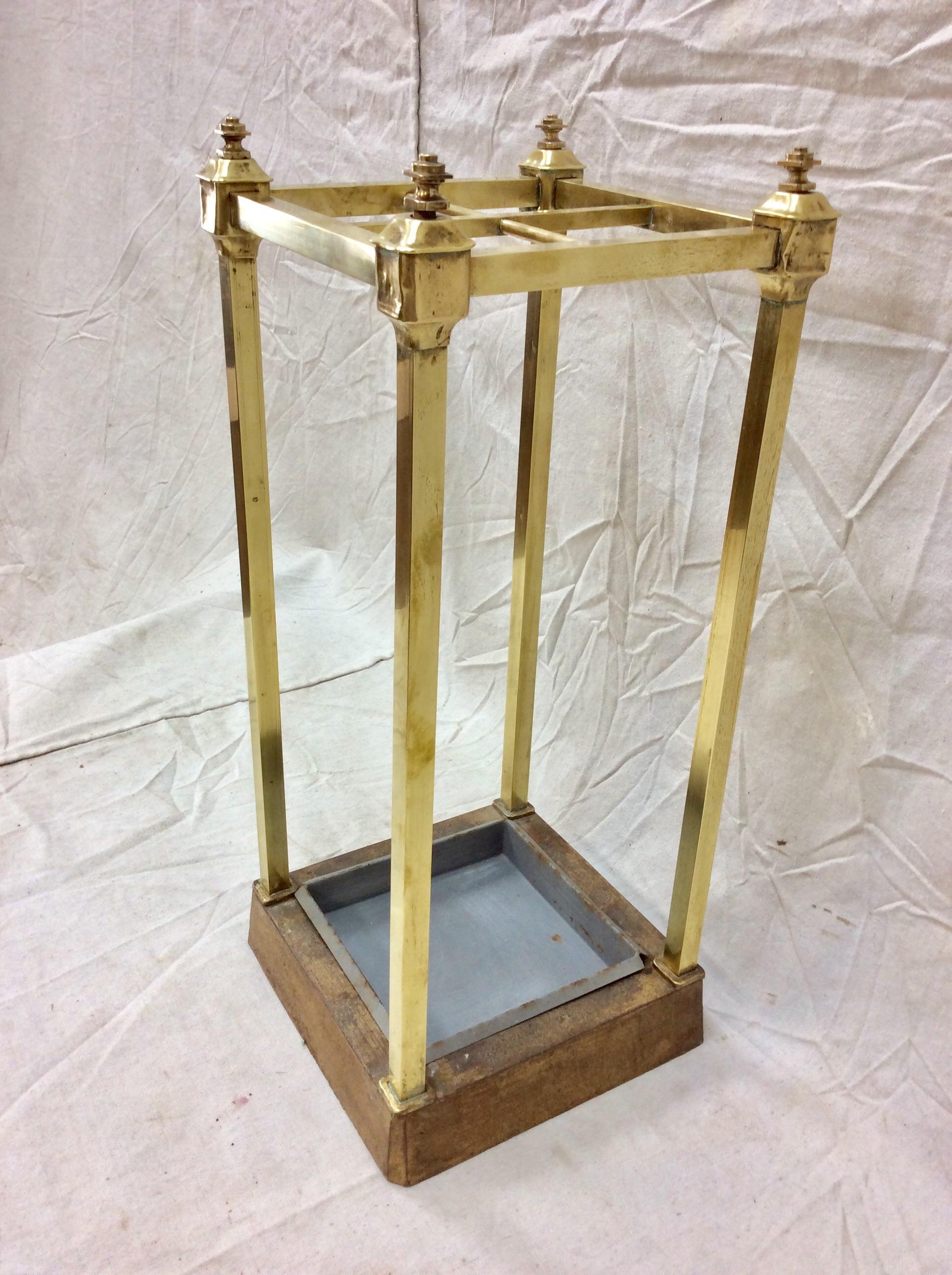 Early 20th Century French Brass Umbrella Stand In Good Condition For Sale In Burton, TX