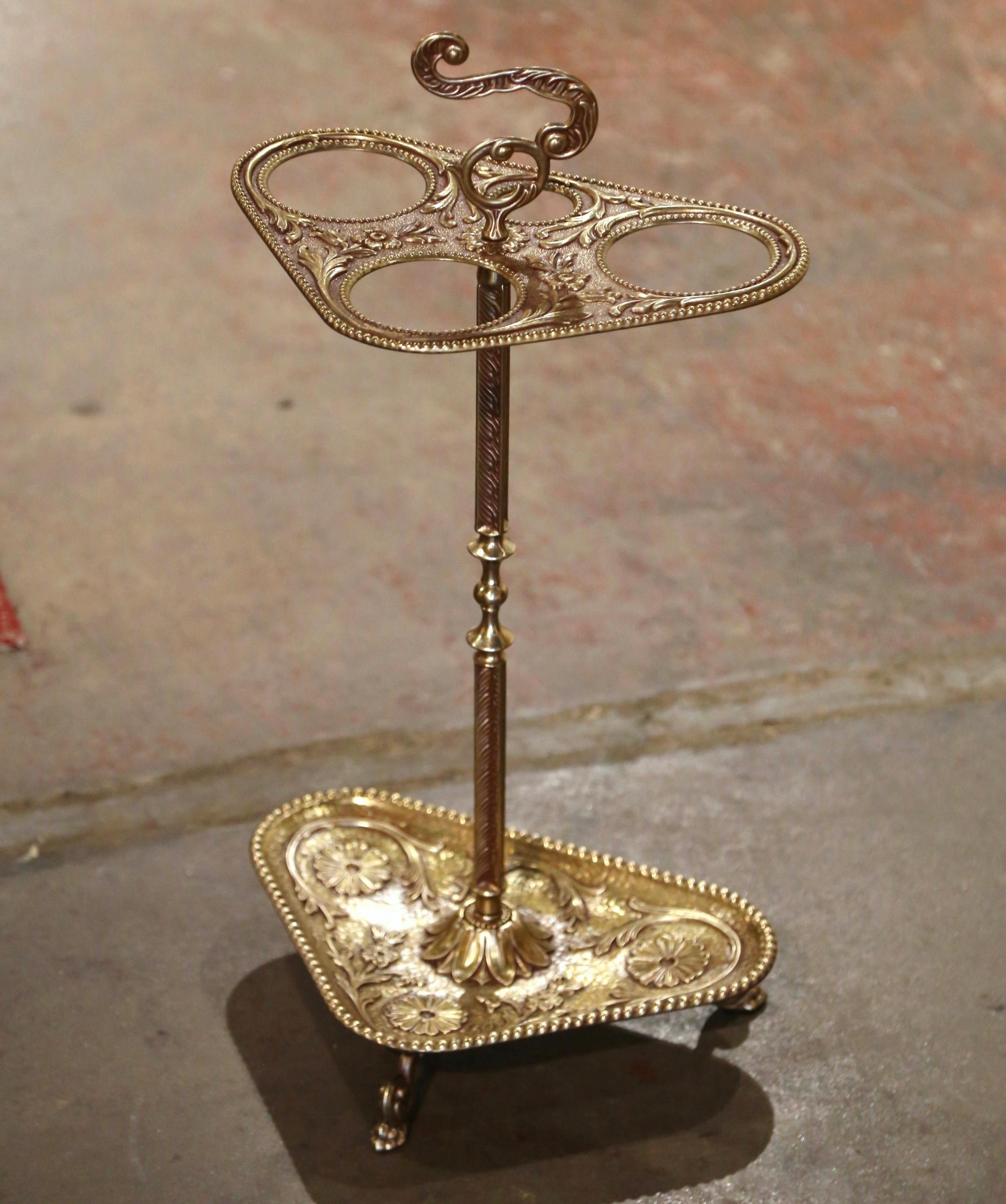 Early 20th Century French Brass Umbrella Stand with Repousse Motifs 1