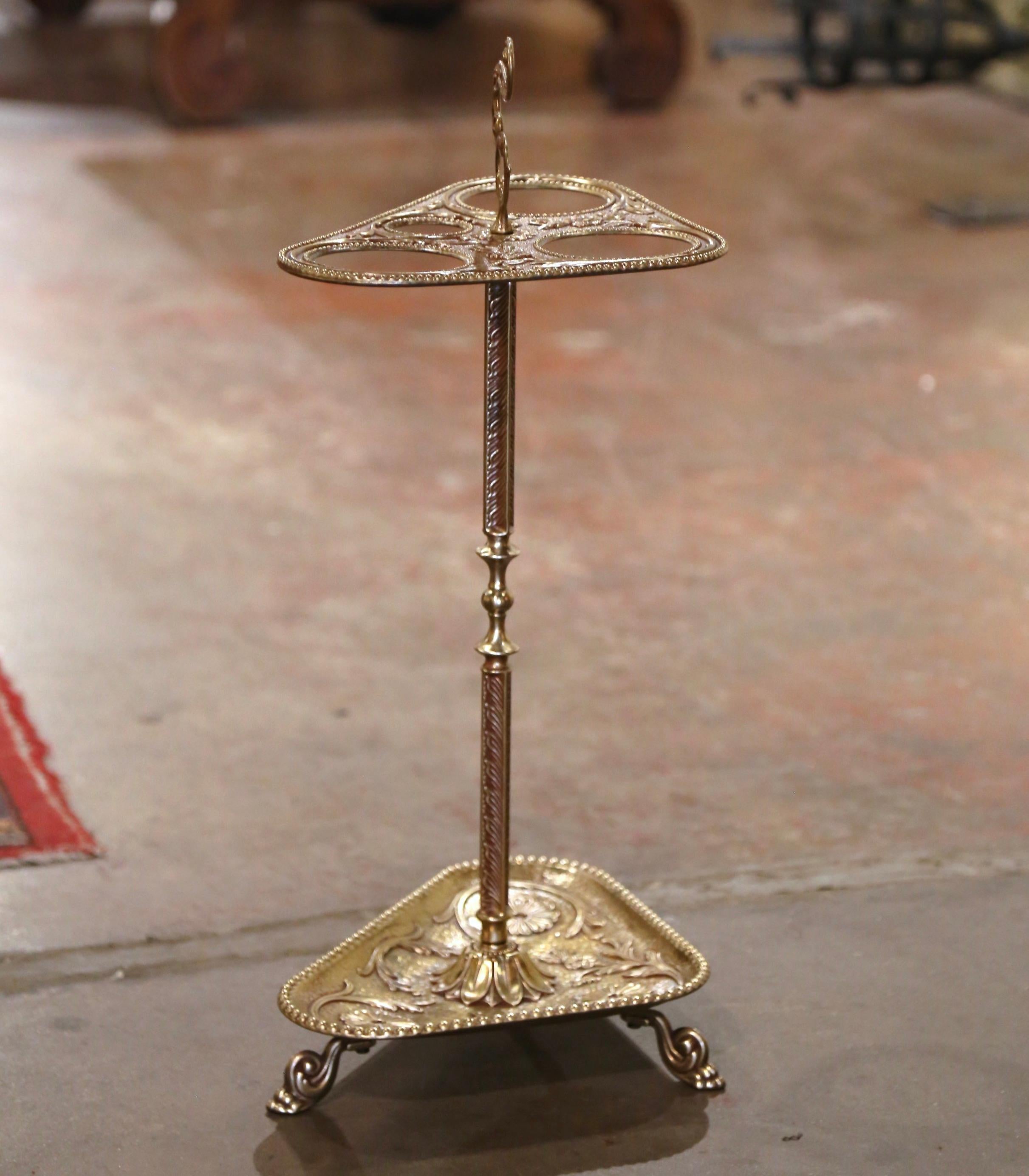 Early 20th Century French Brass Umbrella Stand with Repousse Motifs 3