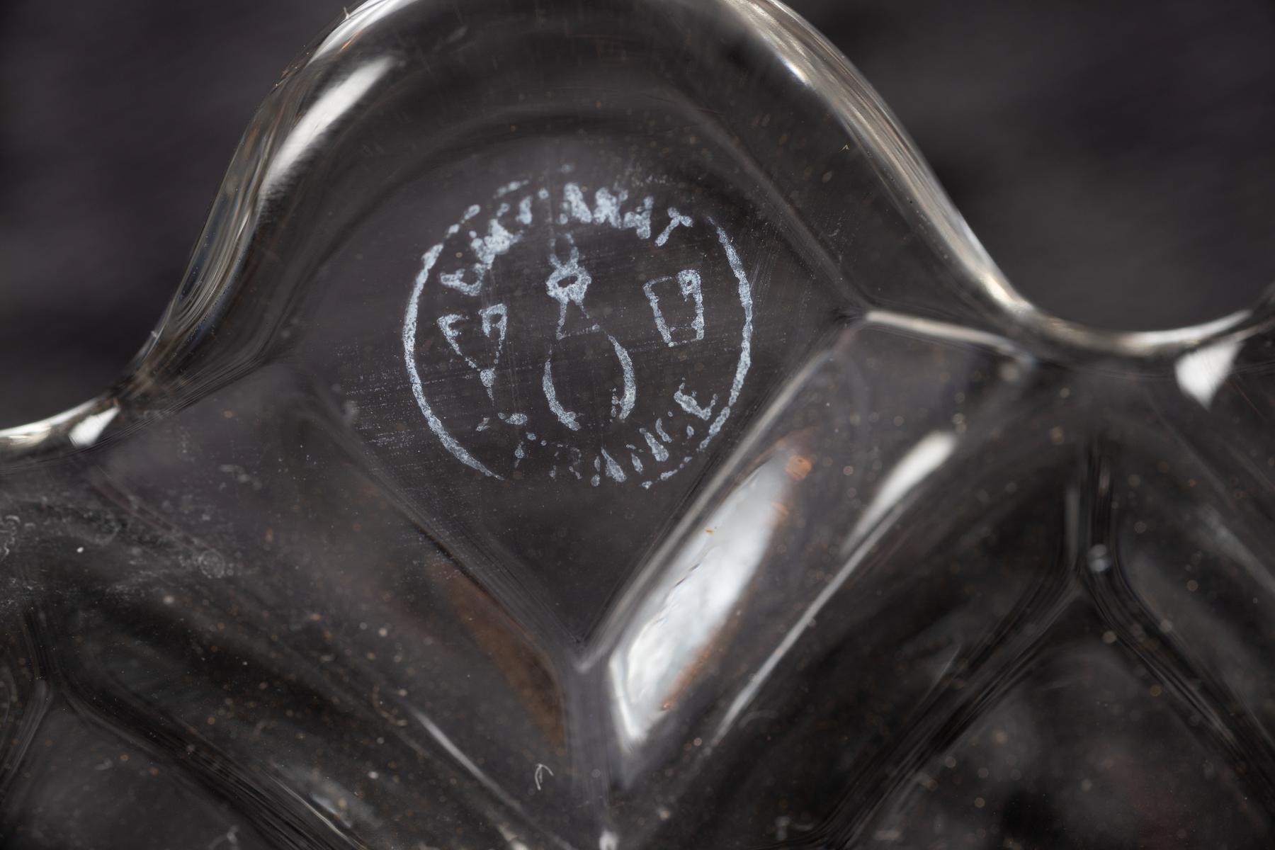 Französischer Kronleuchter aus Bronze und Baccarat-Kristall des frühen 20. Jahrhunderts, Traubenkrone im Zustand „Gut“ im Angebot in New Orleans, LA