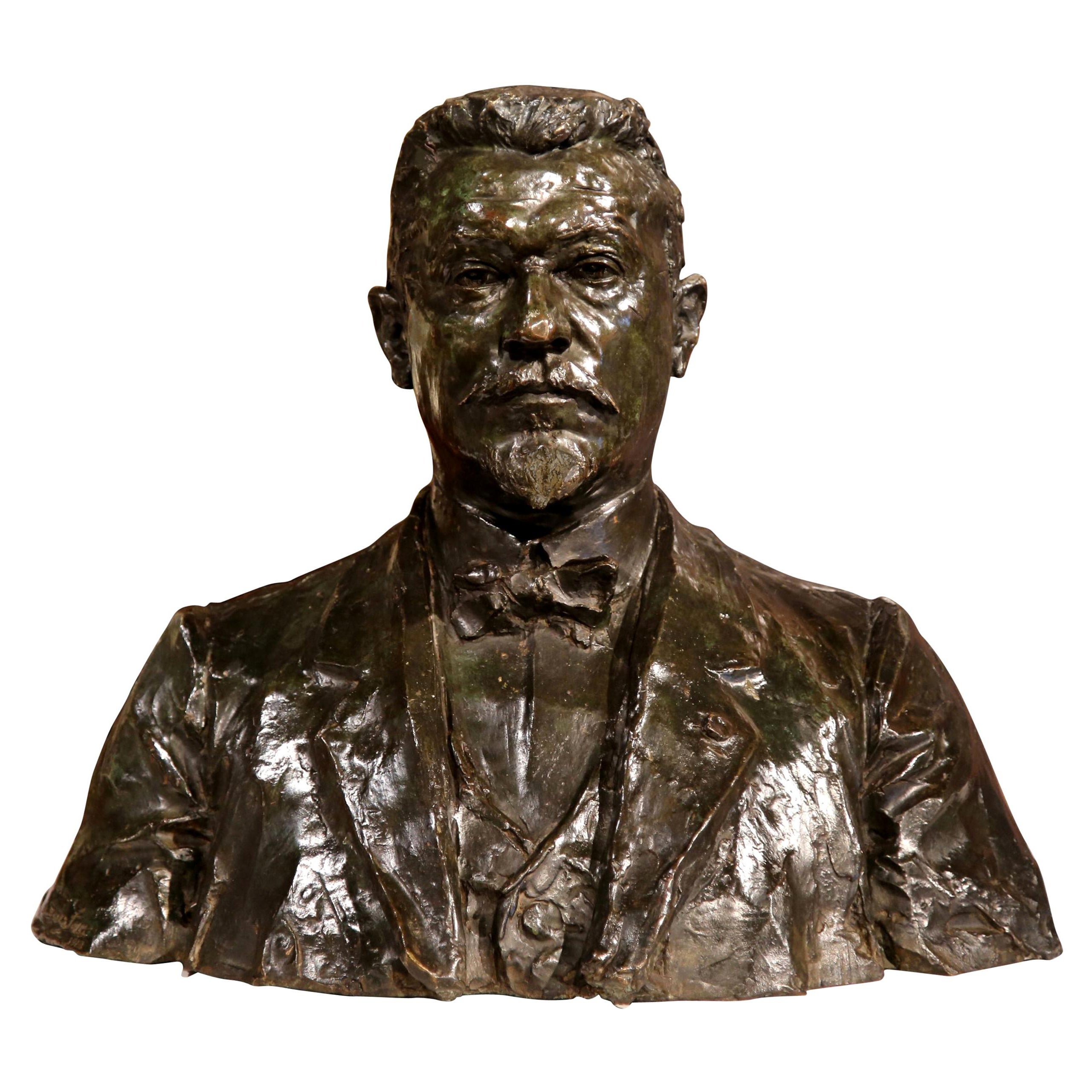 Französische Bronzebüste des frühen 20. Jahrhunderts Signiert A. Descatoire"" und datiert 1913