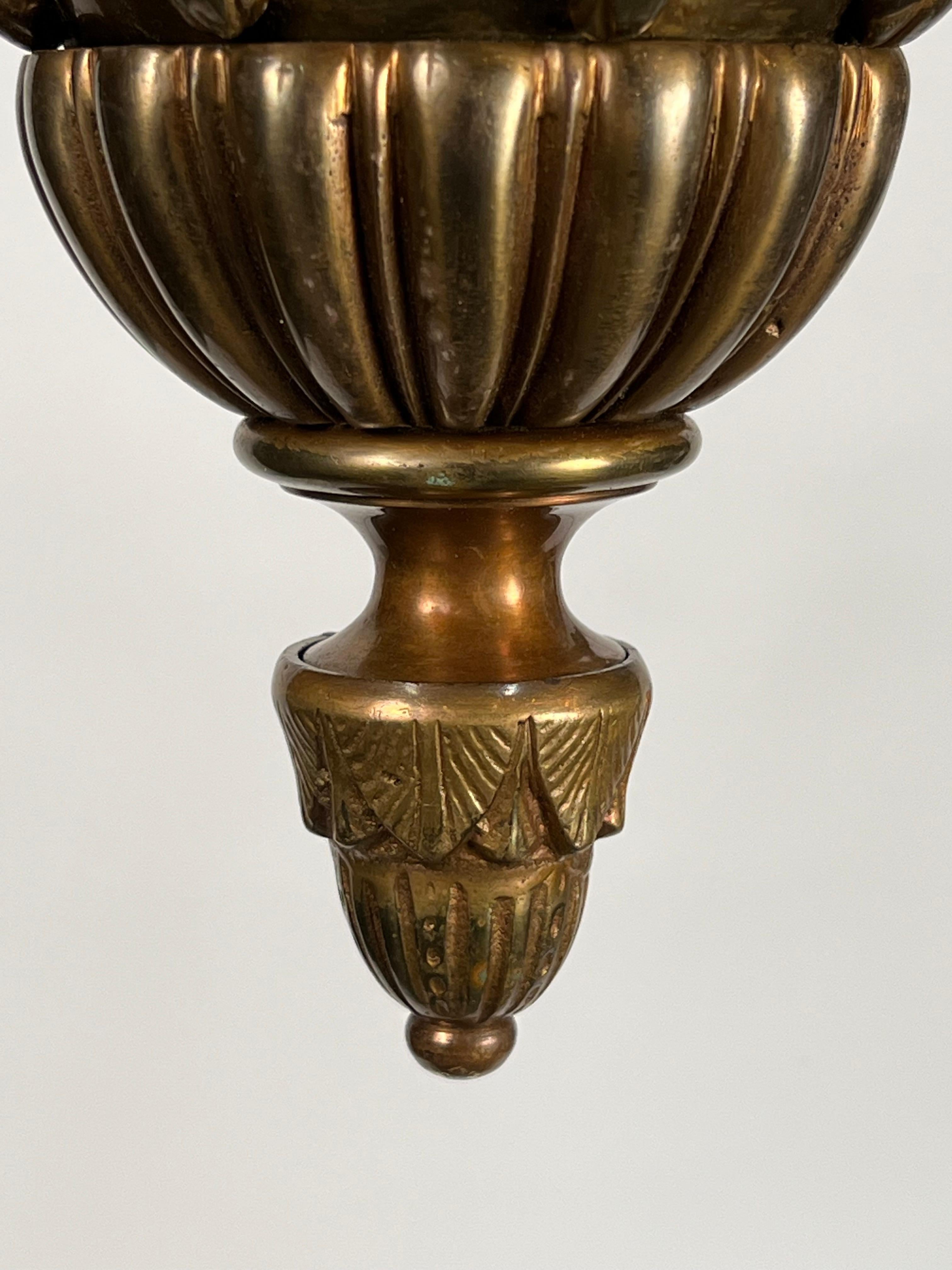 Französischer Bronze-Kronleuchter des frühen 20. Jahrhunderts im Angebot 3