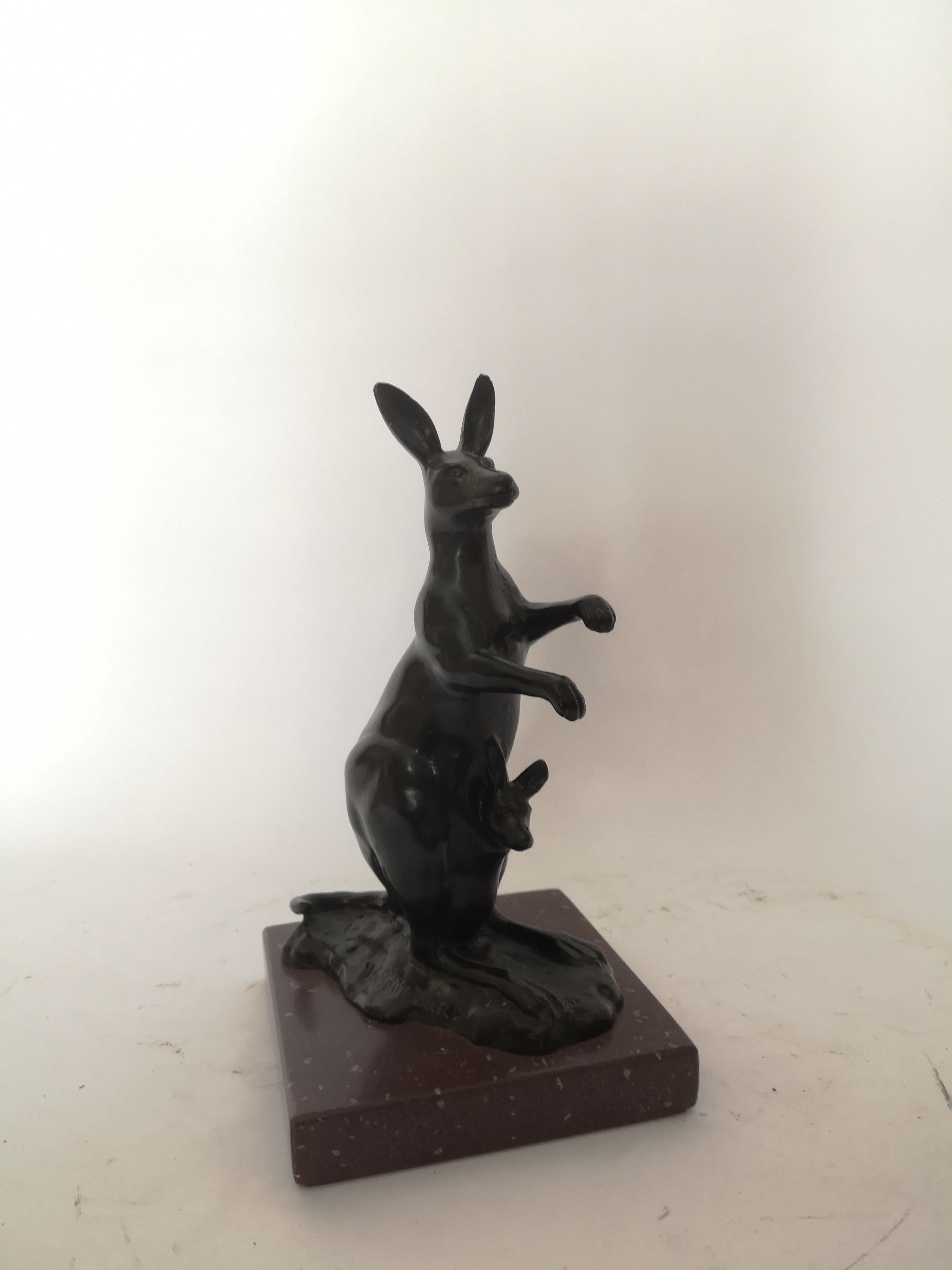 Early 20th Century French Bronze Kangaroo by Henri Bouchard In Good Condition For Sale In London, GB