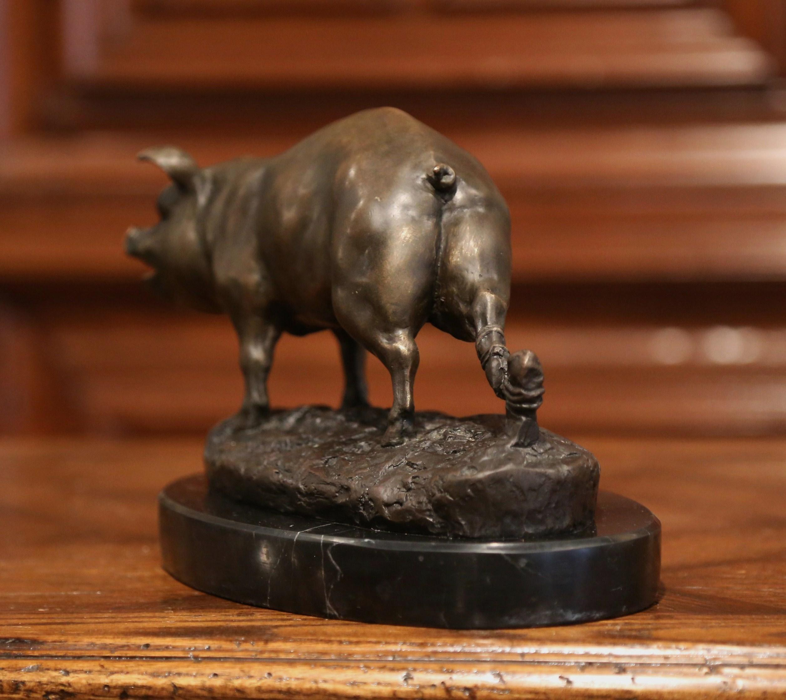 Hand-Carved Early 20th Century French Bronze Pig Sculpture on Black Marble Base