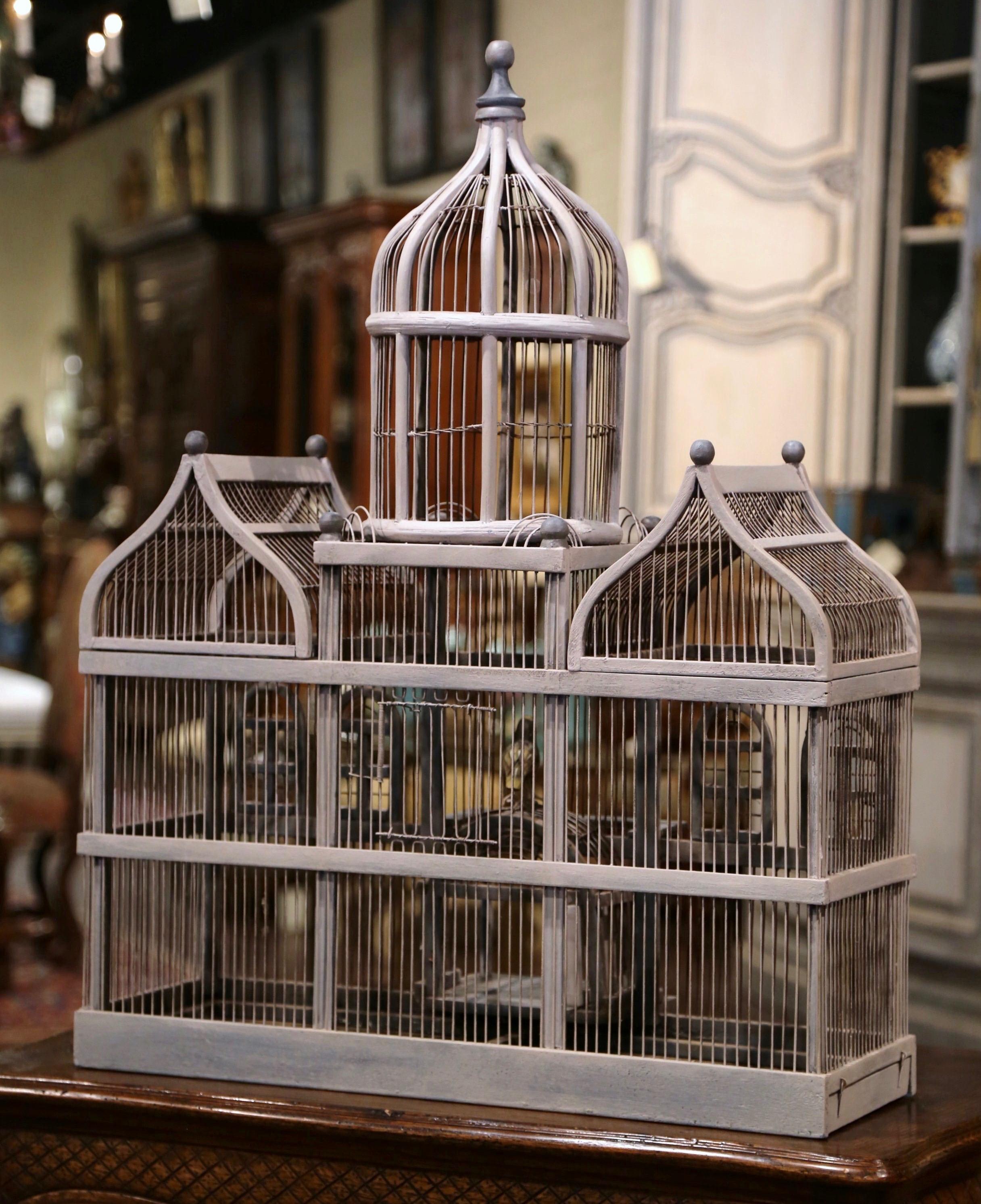 Early 20th Century French Carved and Painted Wooden and Wire Birdcage 2