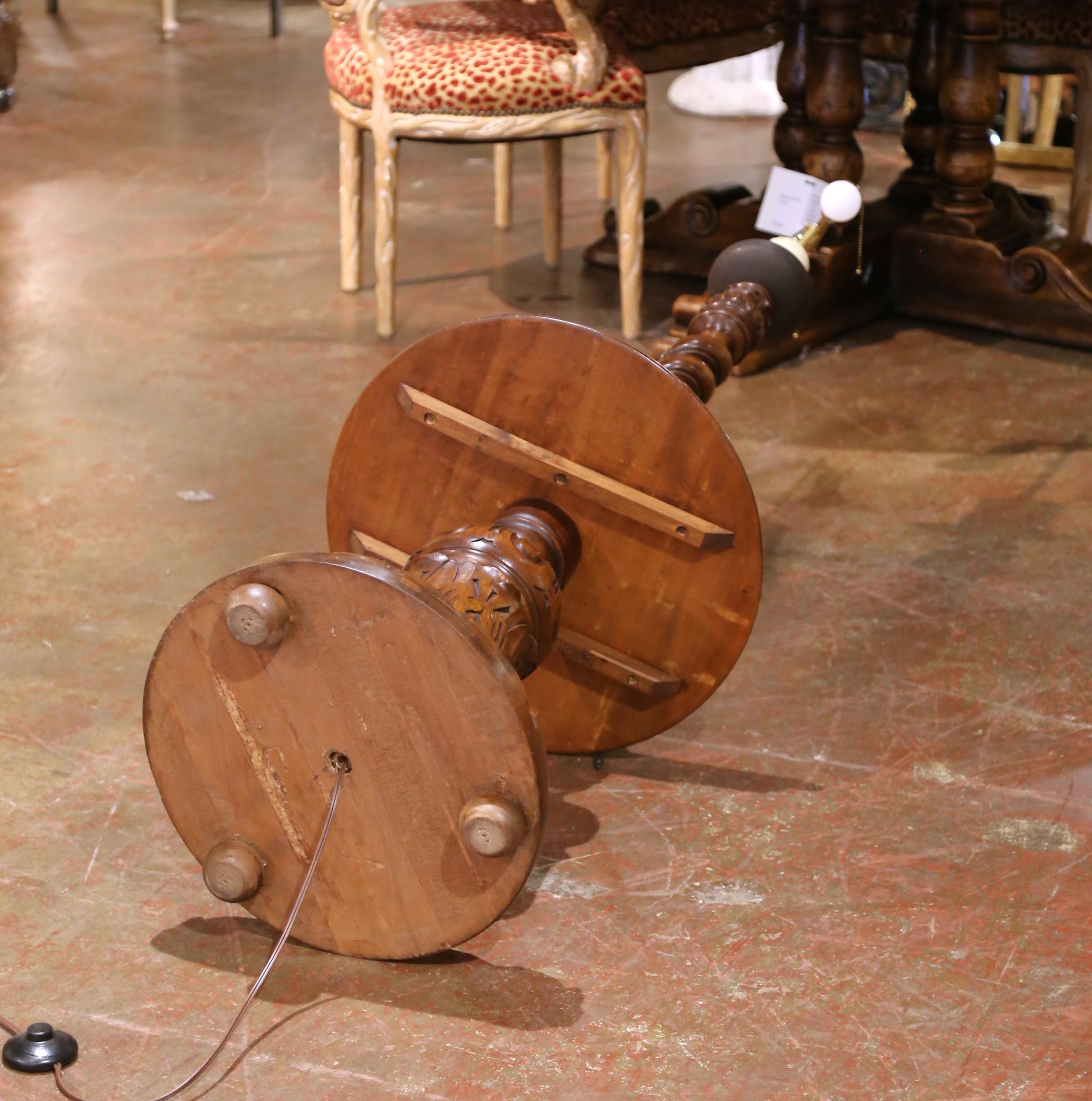 Early 20th Century French Carved Barley Twist Floor Lamp with Attached Table For Sale 4