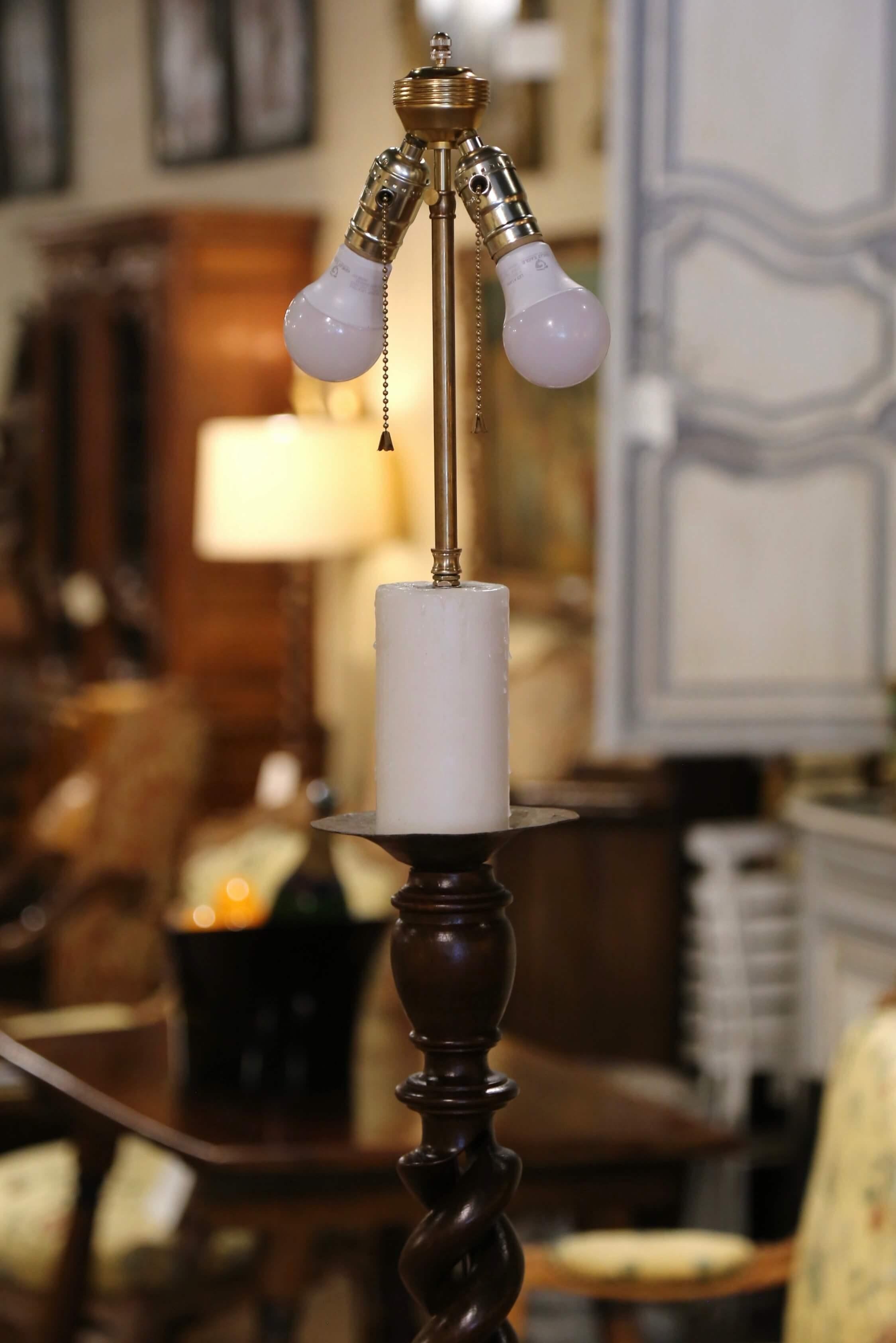 Hand-Carved Early 20th Century French Carved Barley Twist Floor Lamp with Attached Table