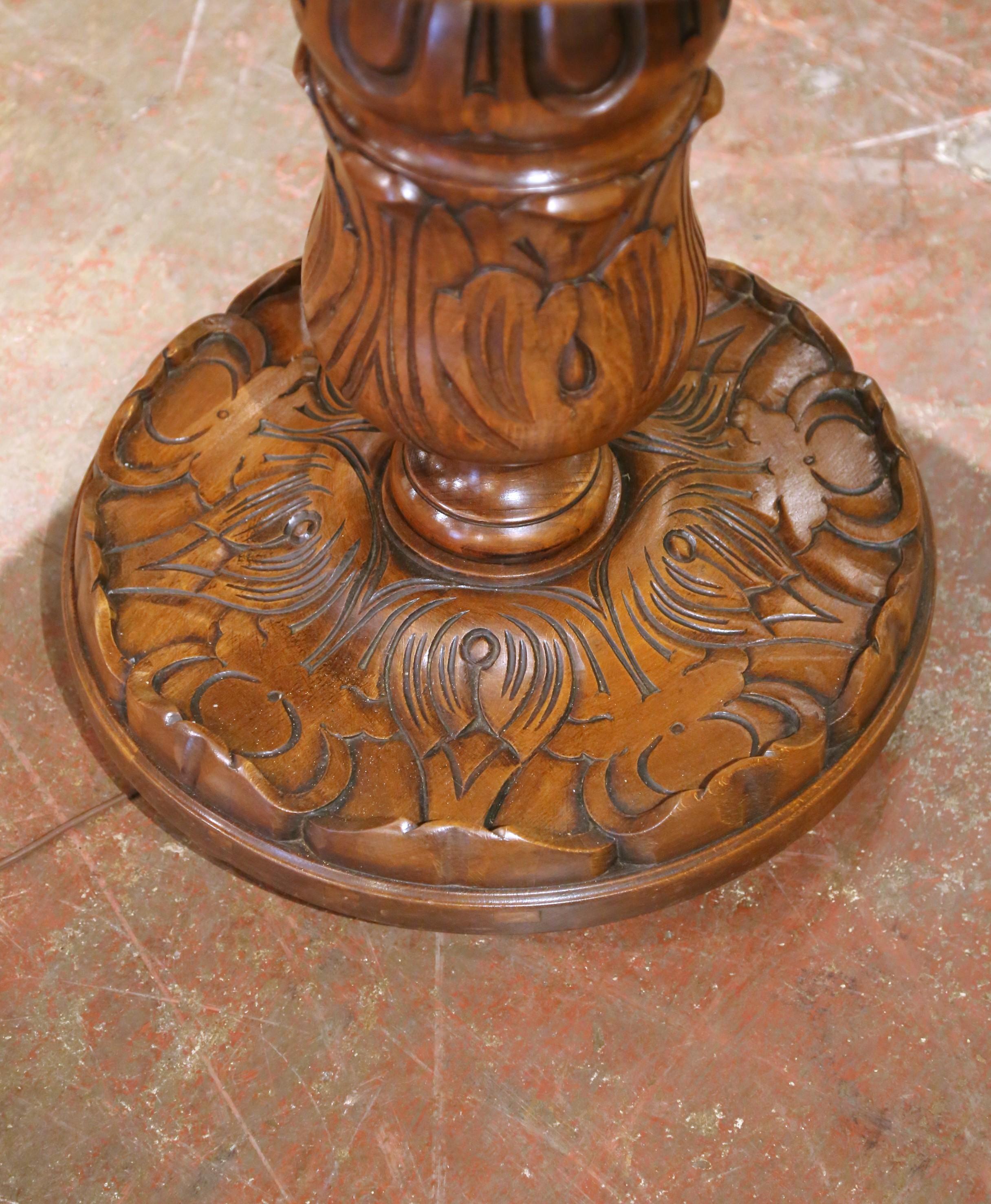 Early 20th Century French Carved Barley Twist Floor Lamp with Attached Table In Excellent Condition For Sale In Dallas, TX
