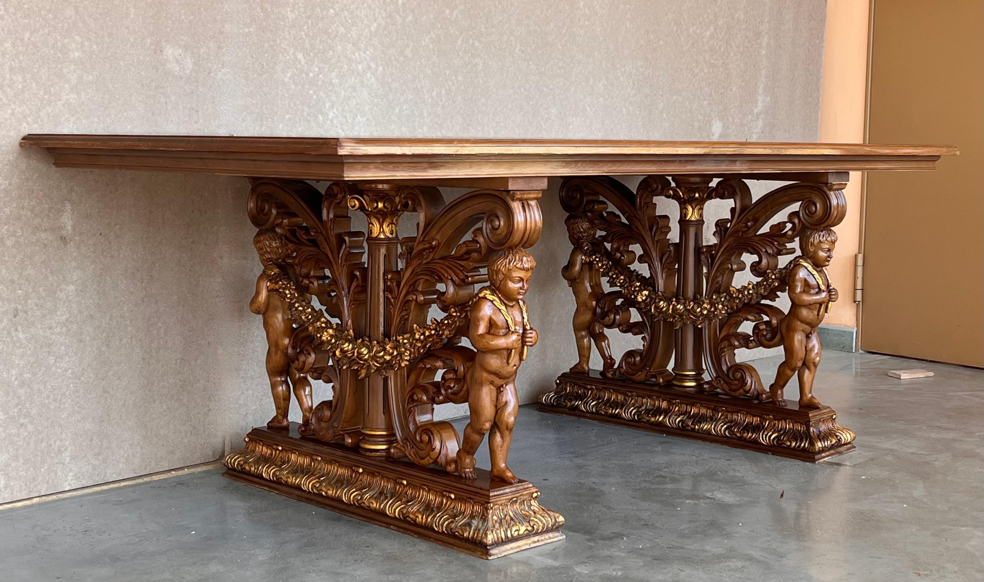 Mesa de centro o de comedor francesa de principios del siglo XX tallada en marquetería de roble blanqueado Nogal en venta