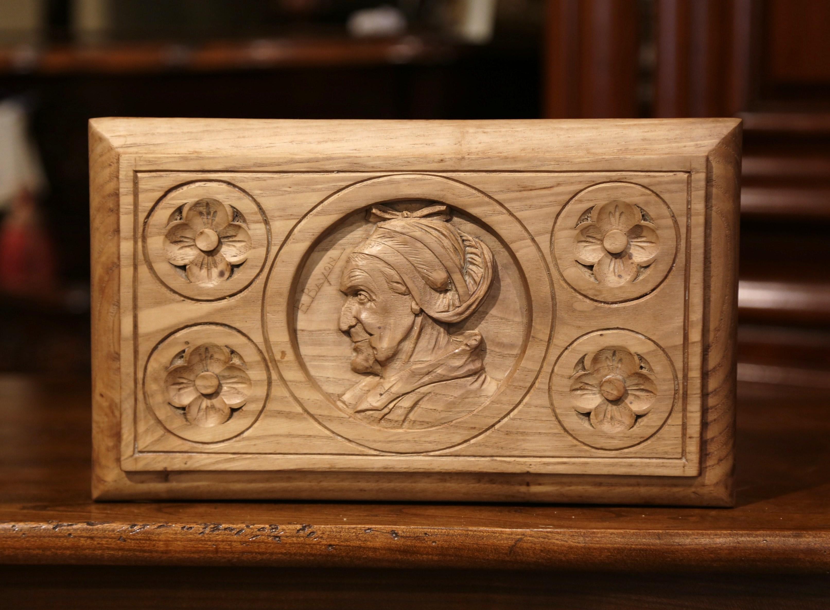 Art Deco Early 20th Century French Carved Chestnut Box from Brittany Signed E. Bayon For Sale