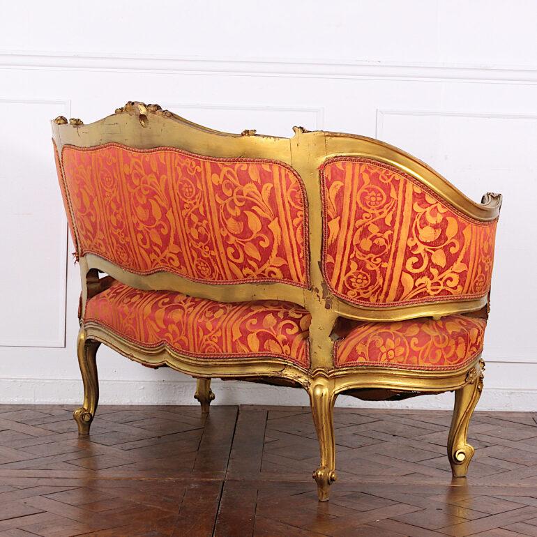 Giltwood Early 20th Century French Carved Gilt Louis XV Settee Salon Suite