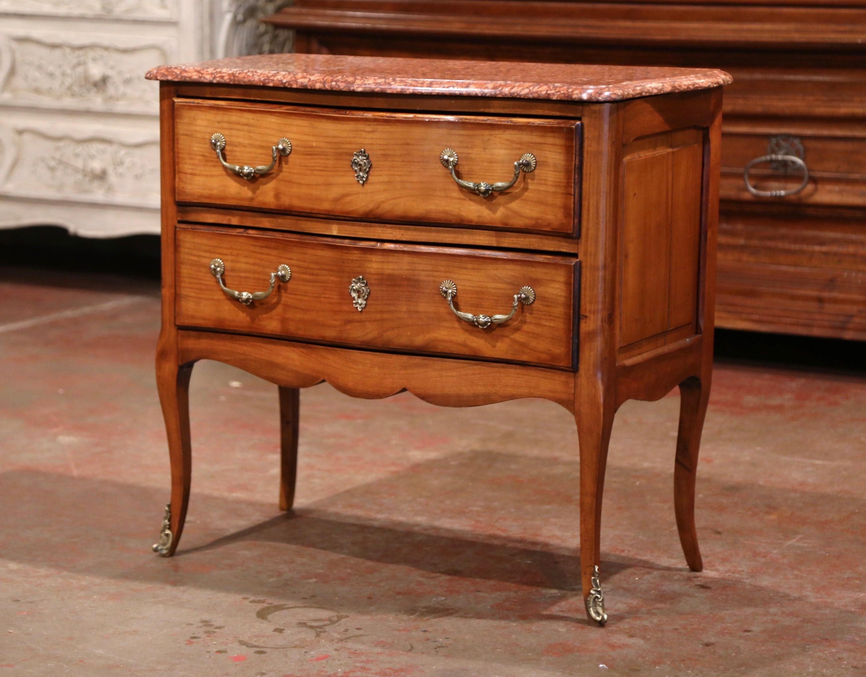 Early 20th Century French Carved Walnut Chest of Drawers with Red Marble Top In Excellent Condition In Dallas, TX