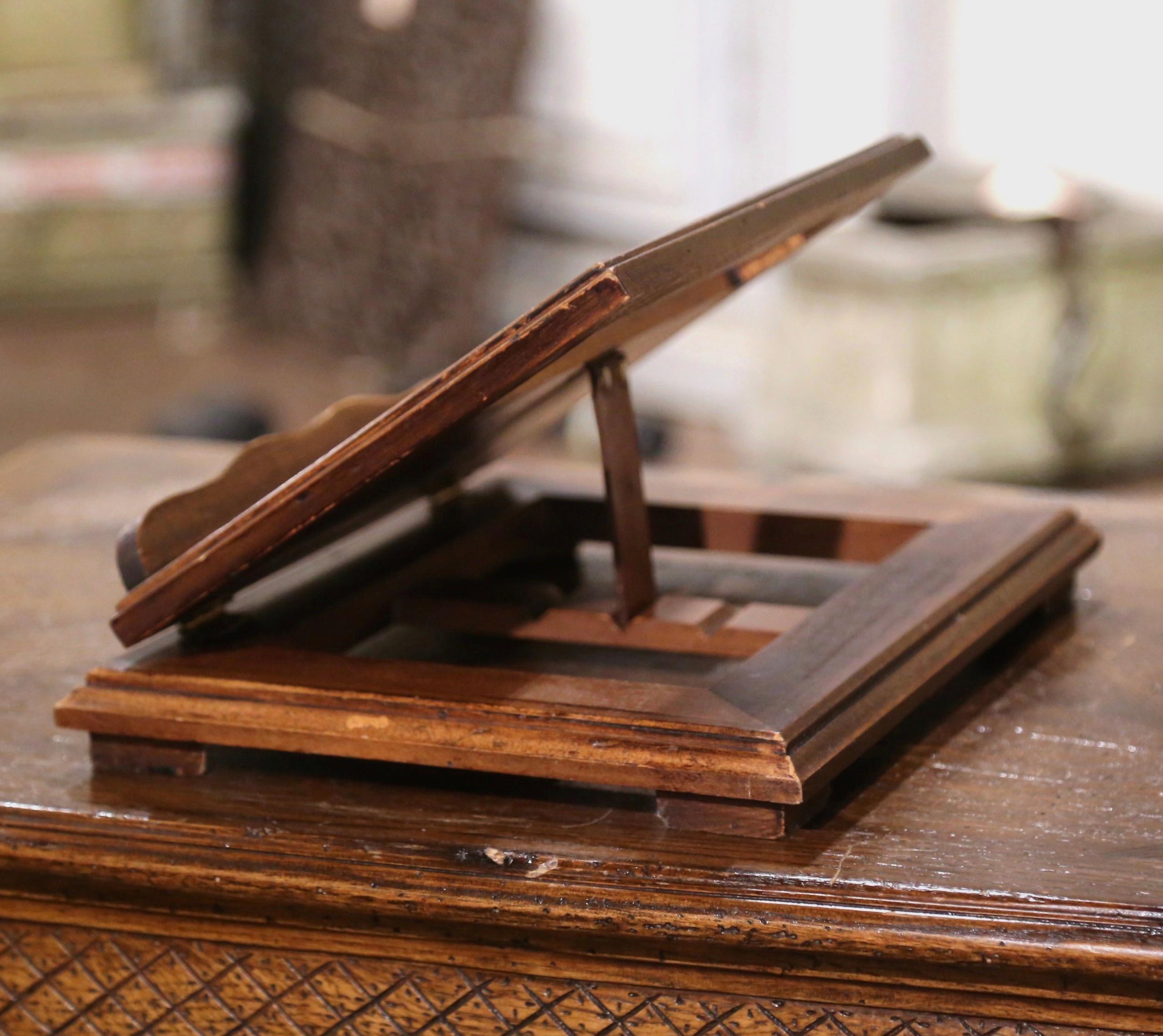 Early 20th Century French Carved Walnut Folding Table Book Stand 4