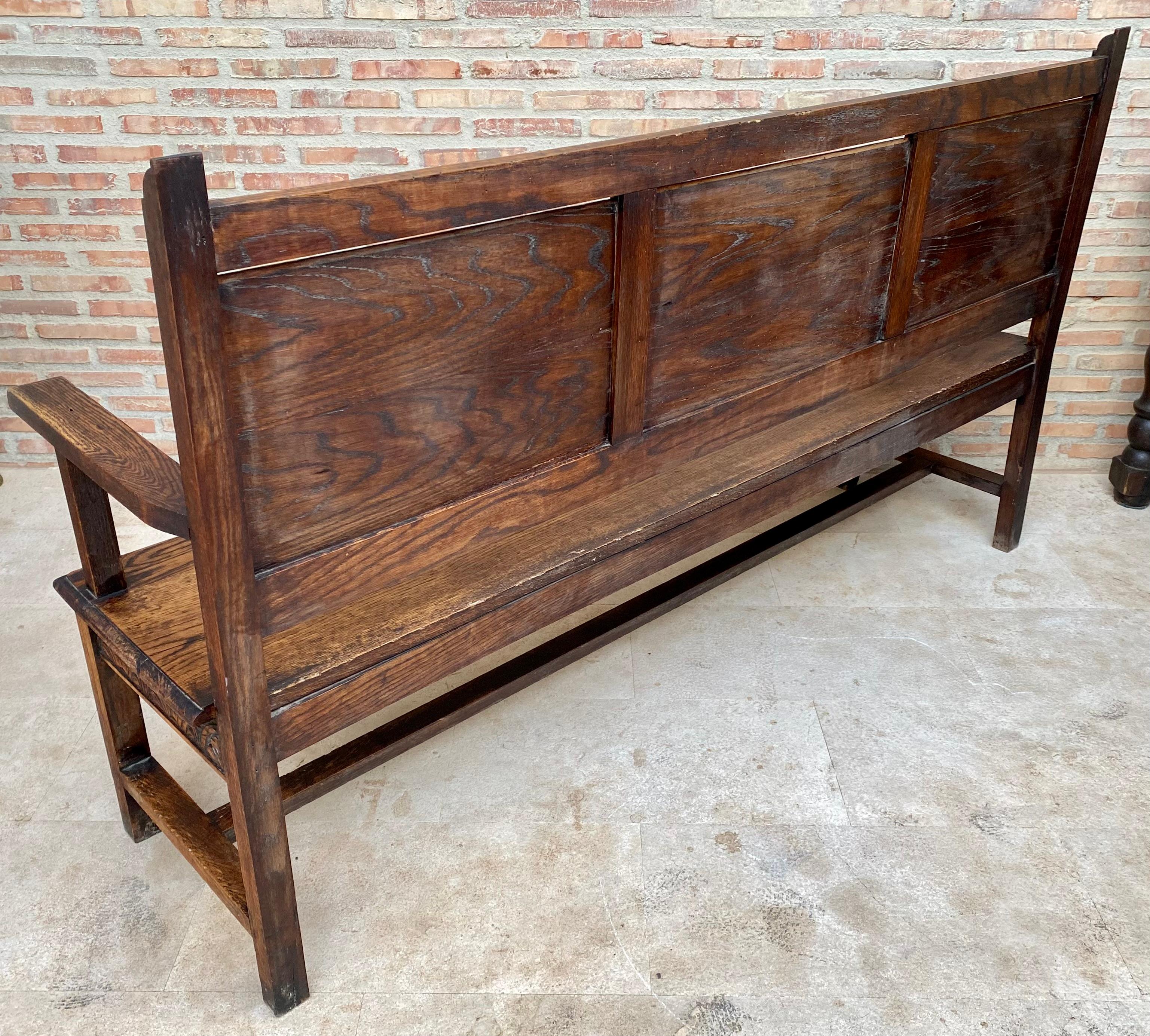 Early 20th Century French Carved Walnut Large Bench, 1920s For Sale 6
