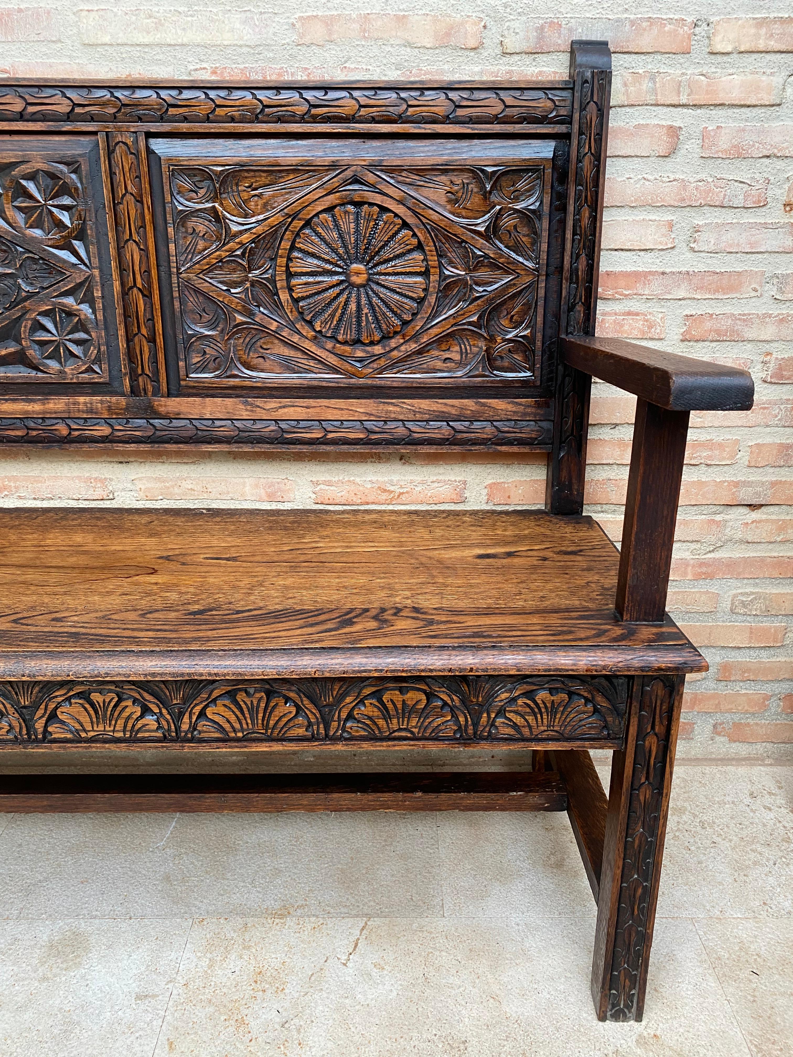 Early 20th Century French Carved Walnut Large Bench, 1920s For Sale 11