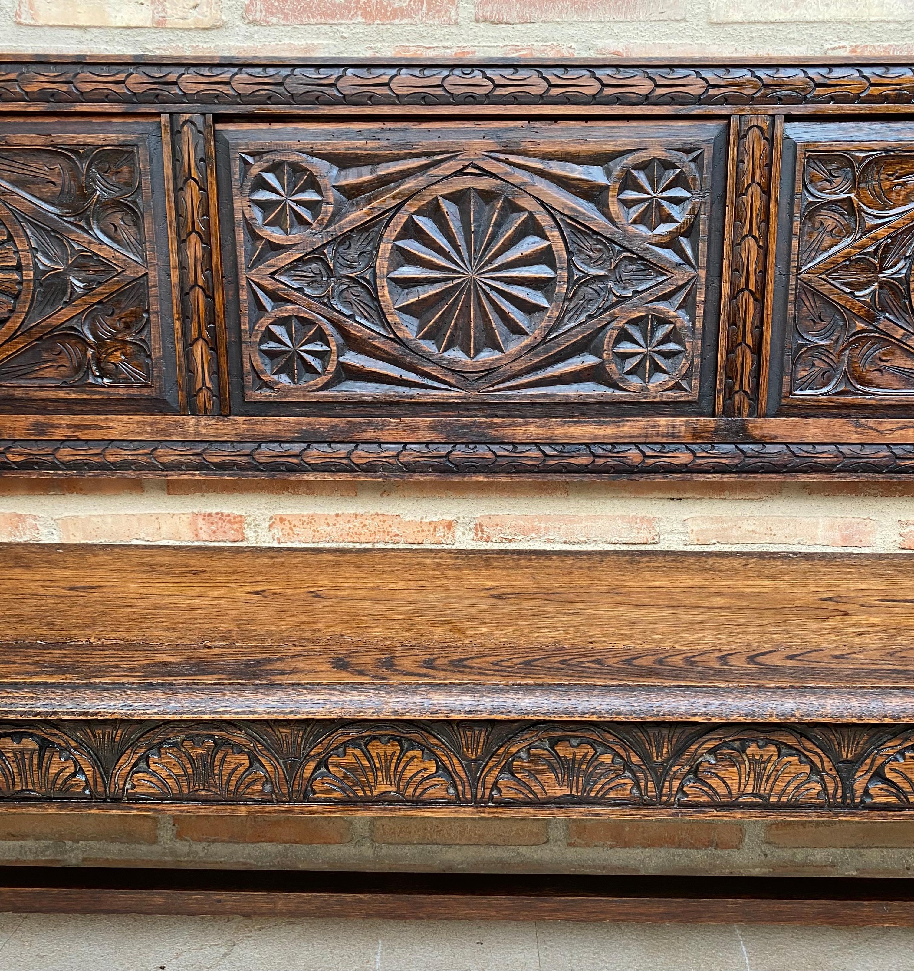 Early 20th Century French Carved Walnut Large Bench, 1920s For Sale 14
