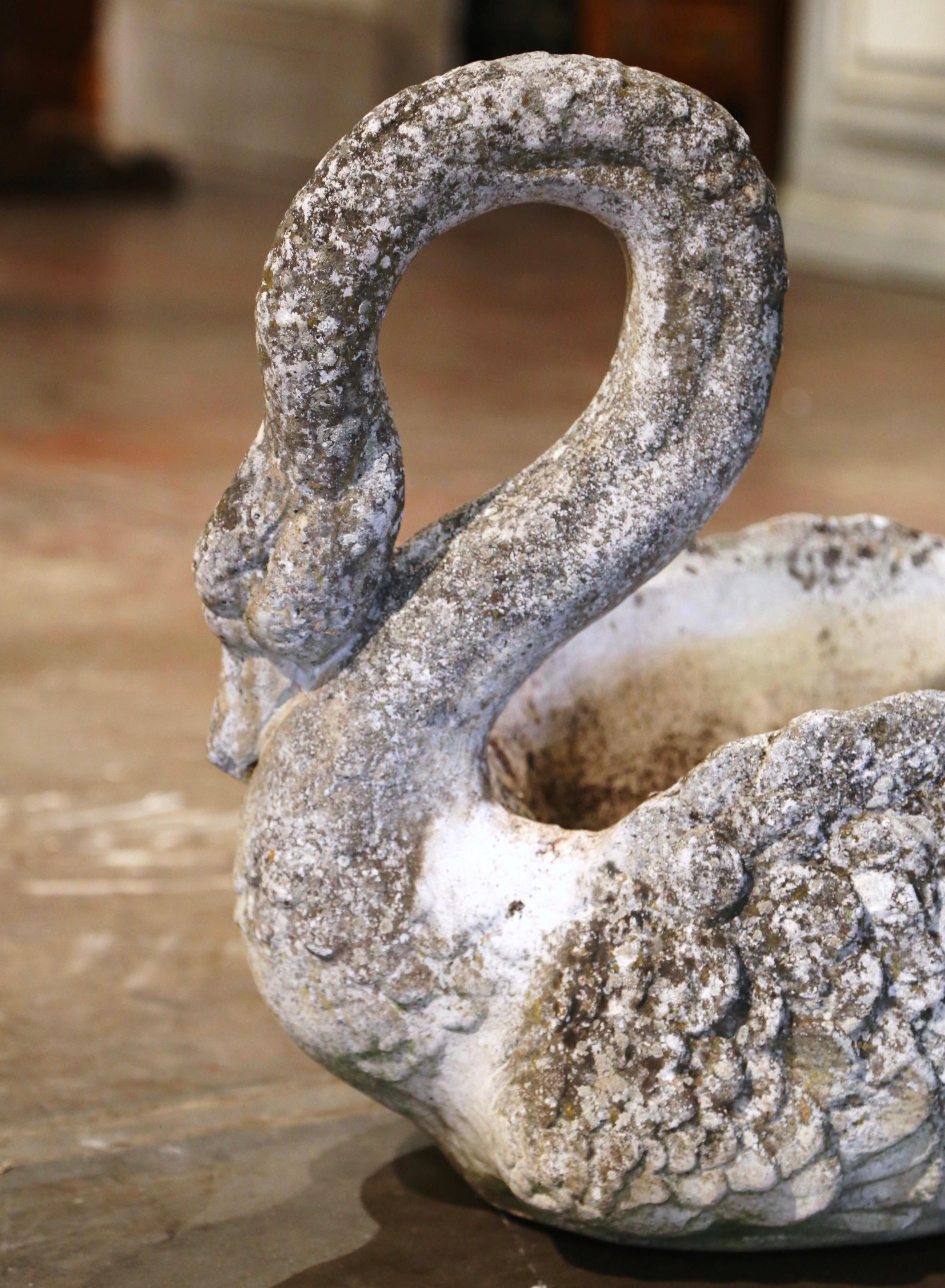 Hand-Crafted Early 20th Century French Carved Weathered Concrete Garden Swan Planter For Sale