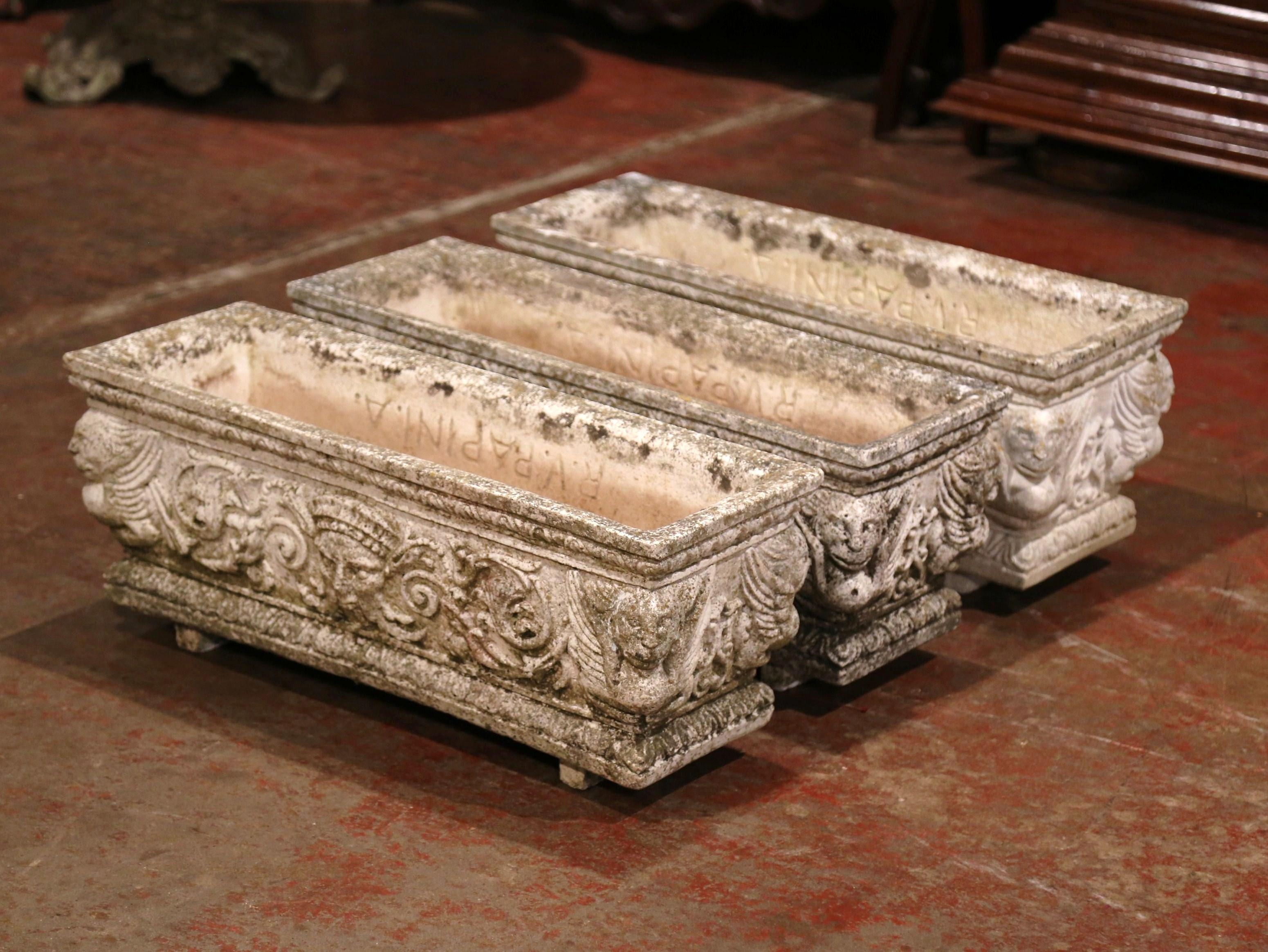 Early 20th Century French Carved Weathered Sandstone Planters, Set of Three In Excellent Condition In Dallas, TX