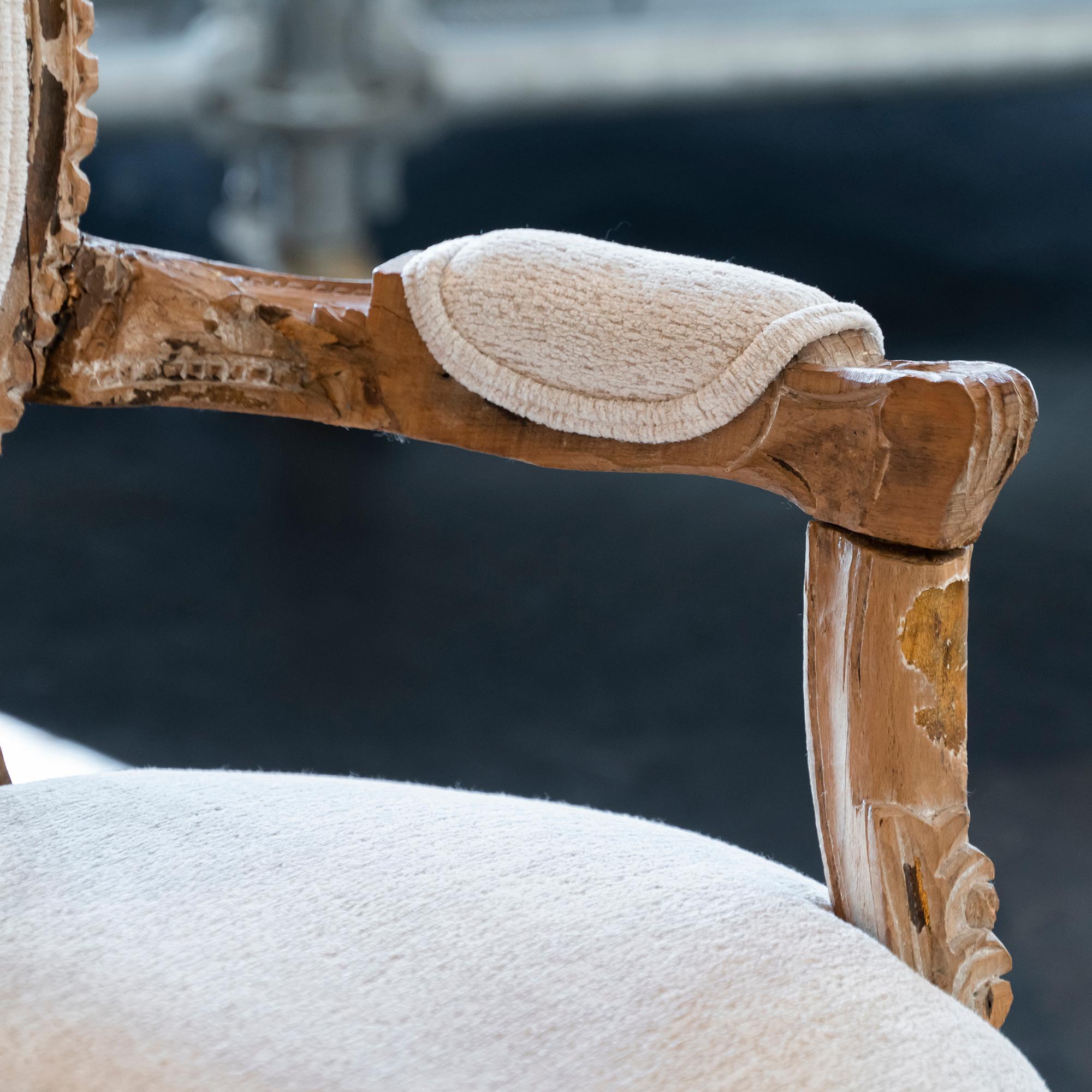Early 20th Century French Carved Wood Armchair, Reupholstery Ivory Velvet 8
