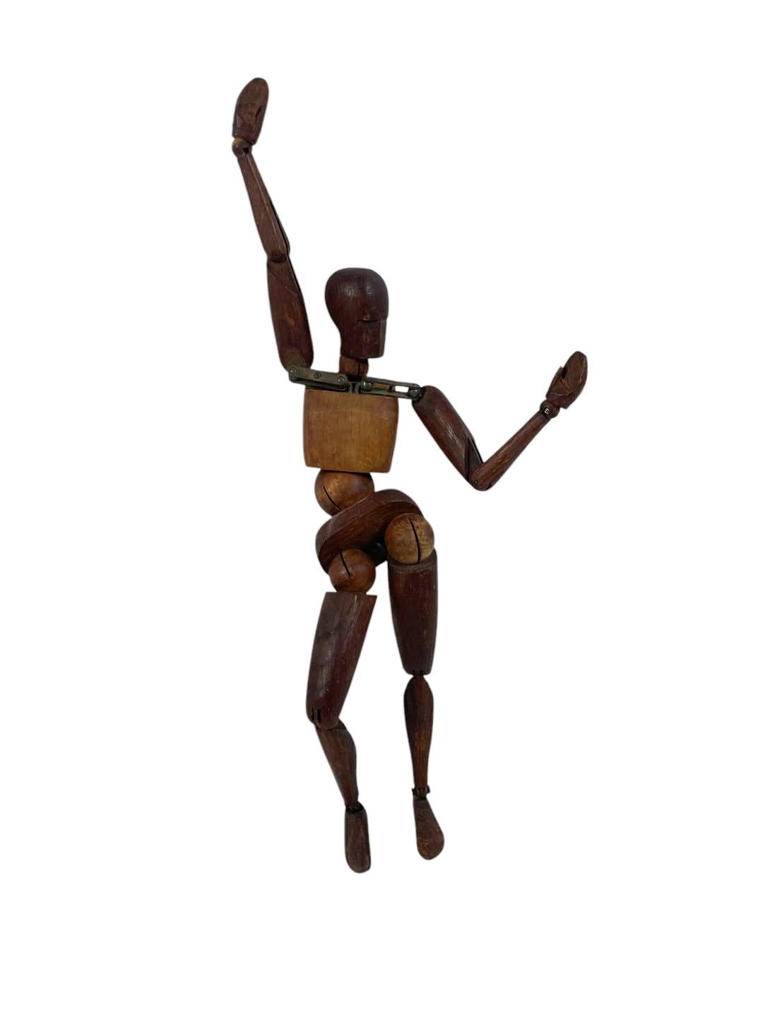 Early 20th Century French Carved Wood Articulated Artist's Mannequin, Lay Figure For Sale 5