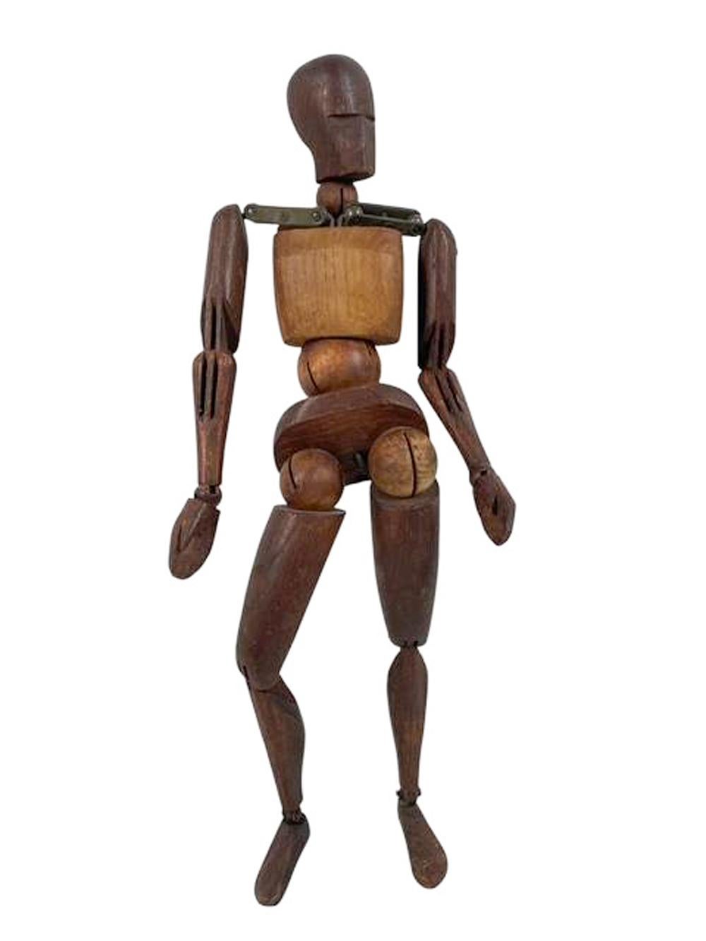 Early 20th Century French Carved Wood Articulated Artist's Mannequin, Lay Figure For Sale 7