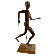 Maniquí de artista articulado de madera tallada francesa de principios del siglo XX, figura tumbada