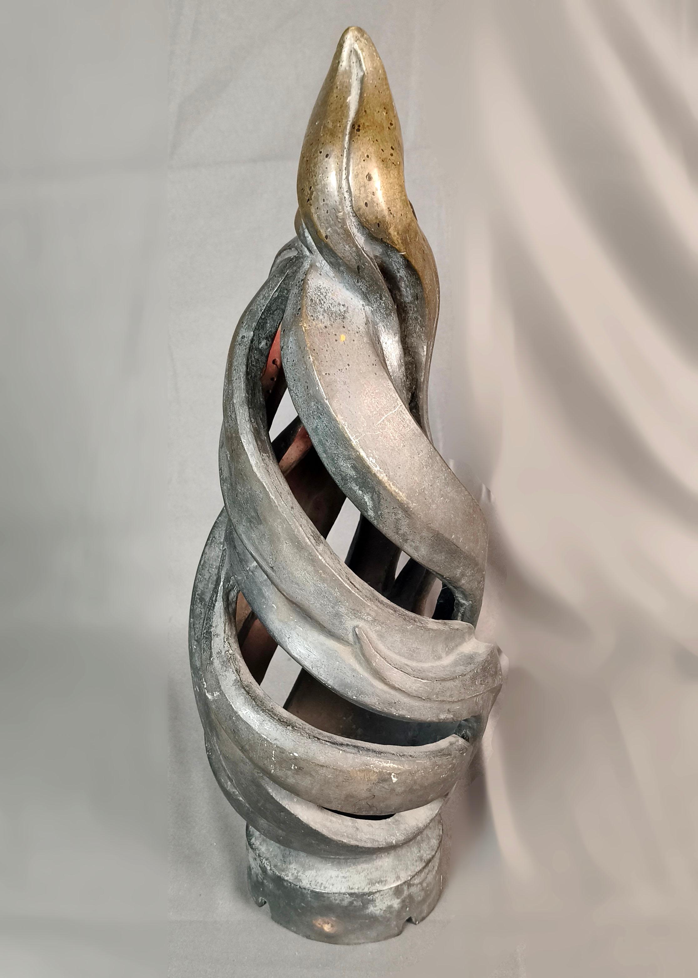 Calco Schermo per lampada a fiamma in bronzo fuso francese dei primi del Novecento in vendita