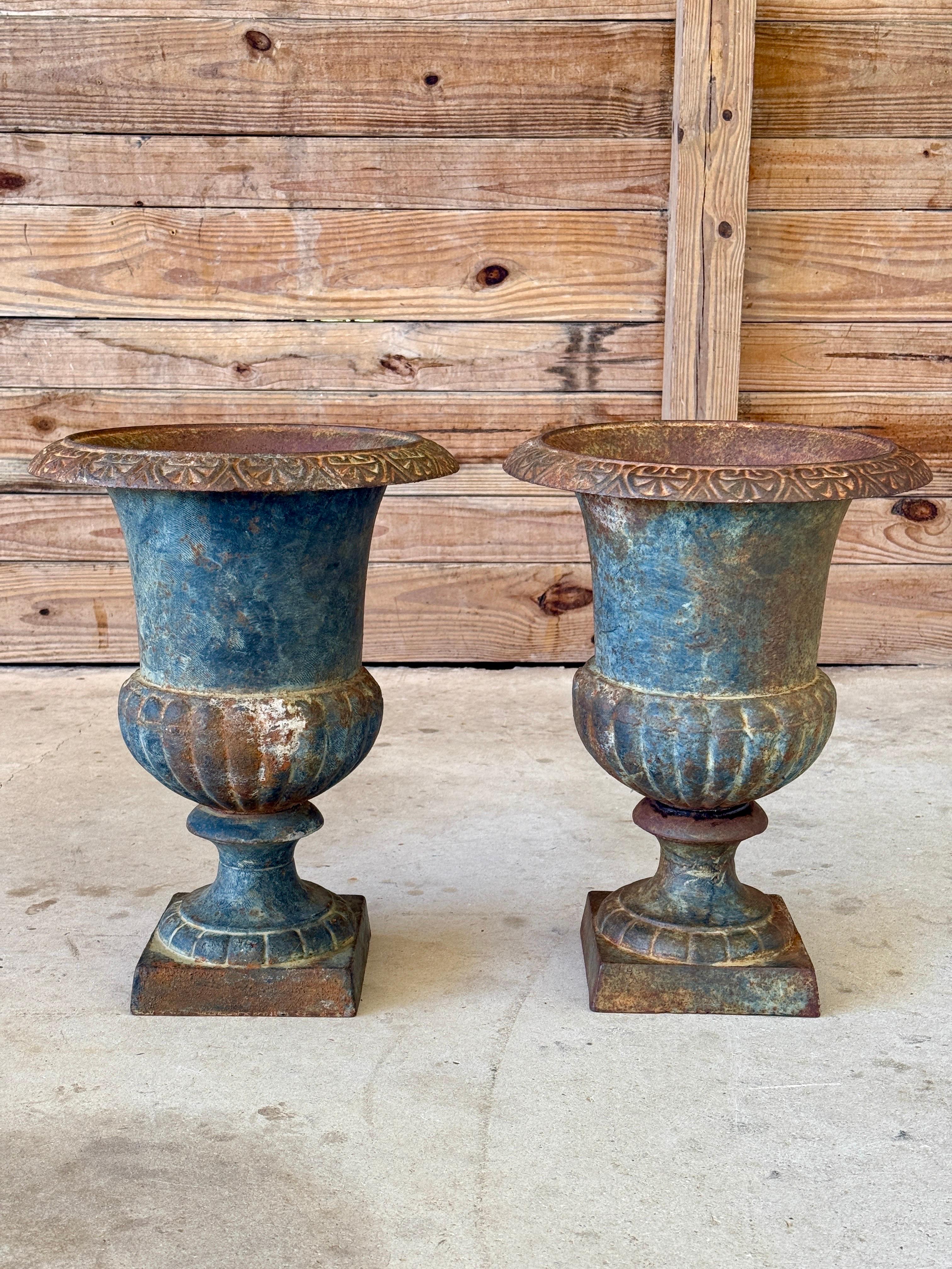 Fioriere medicee in ghisa dei primi del Novecento - Coppia in vendita 5