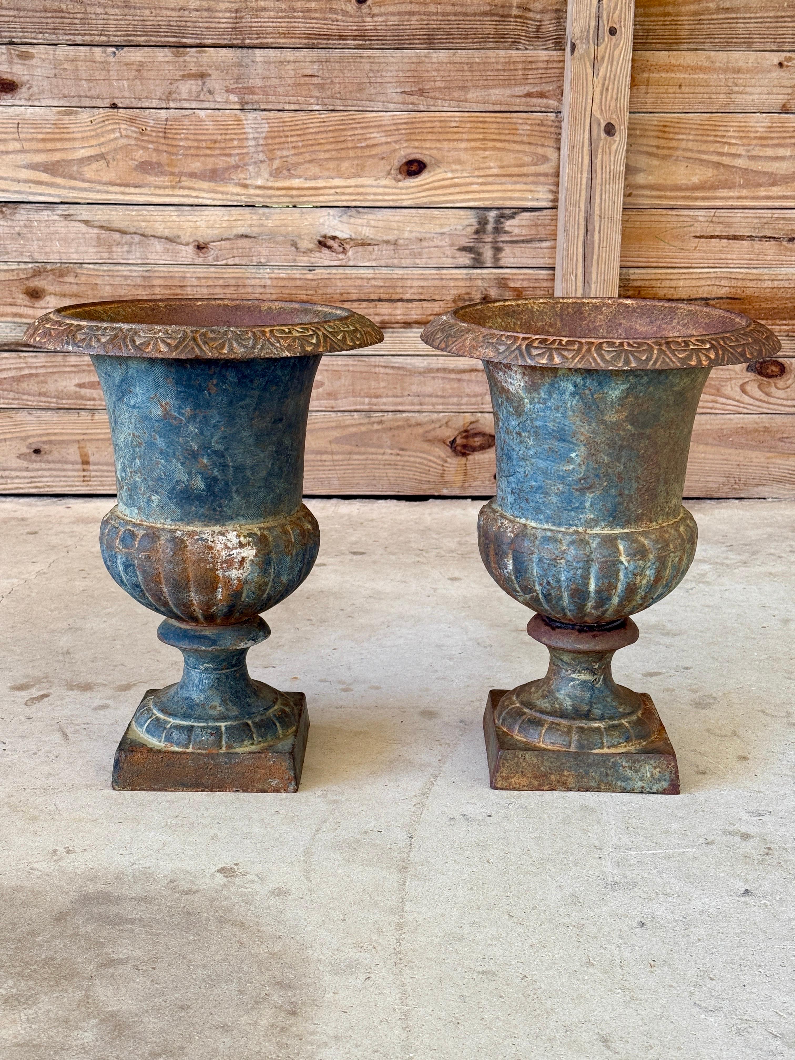 Fioriere medicee in ghisa dei primi del Novecento - Coppia in vendita 8