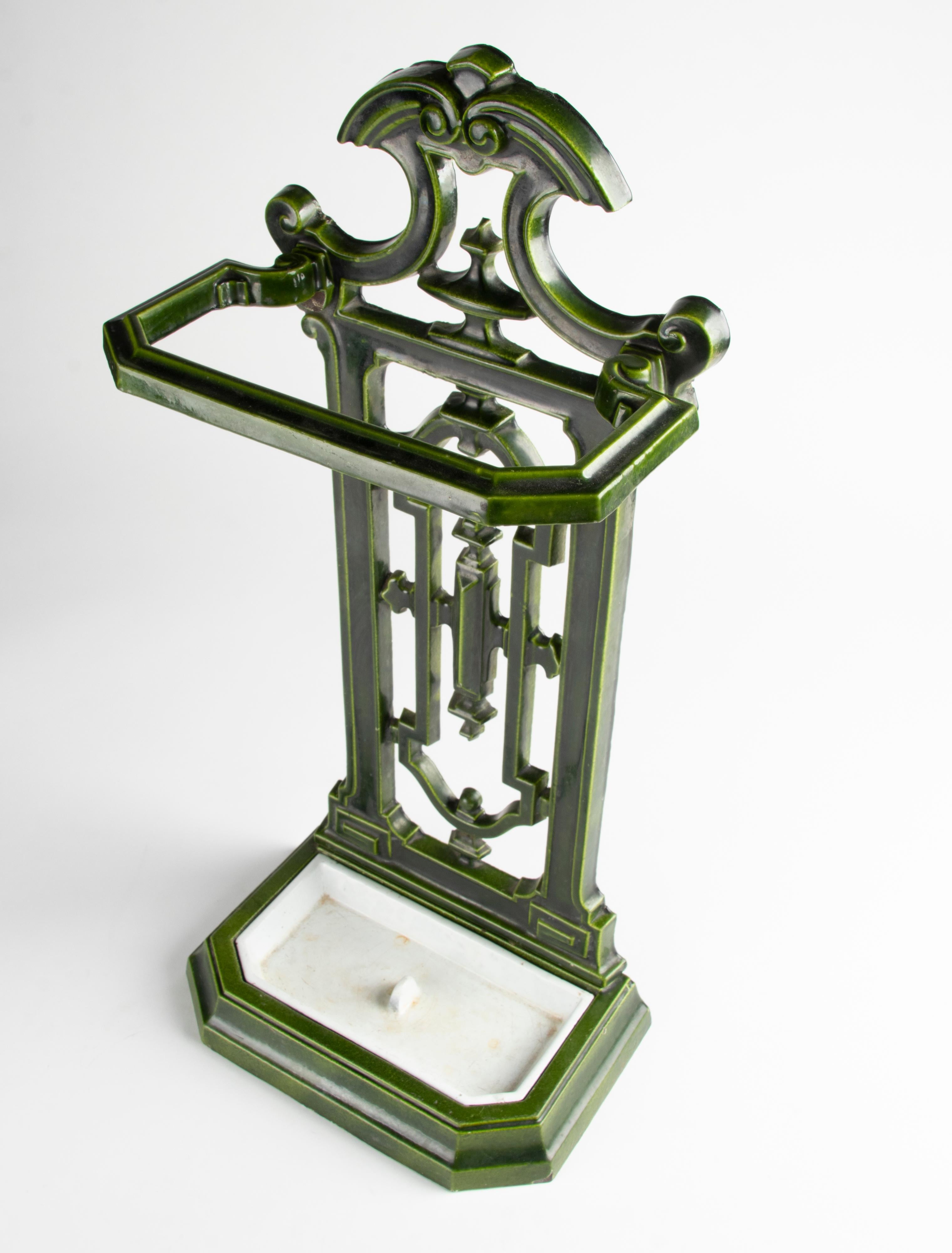 Early 20th Century French Cast Iron Umbrella Stand, Enameled For Sale 2