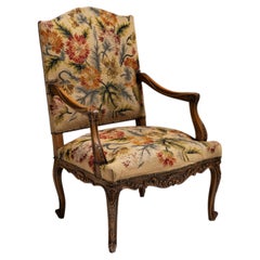 Early 20th Century French Chestnut Louis XV Throne Armchair Tapestry Upholstery