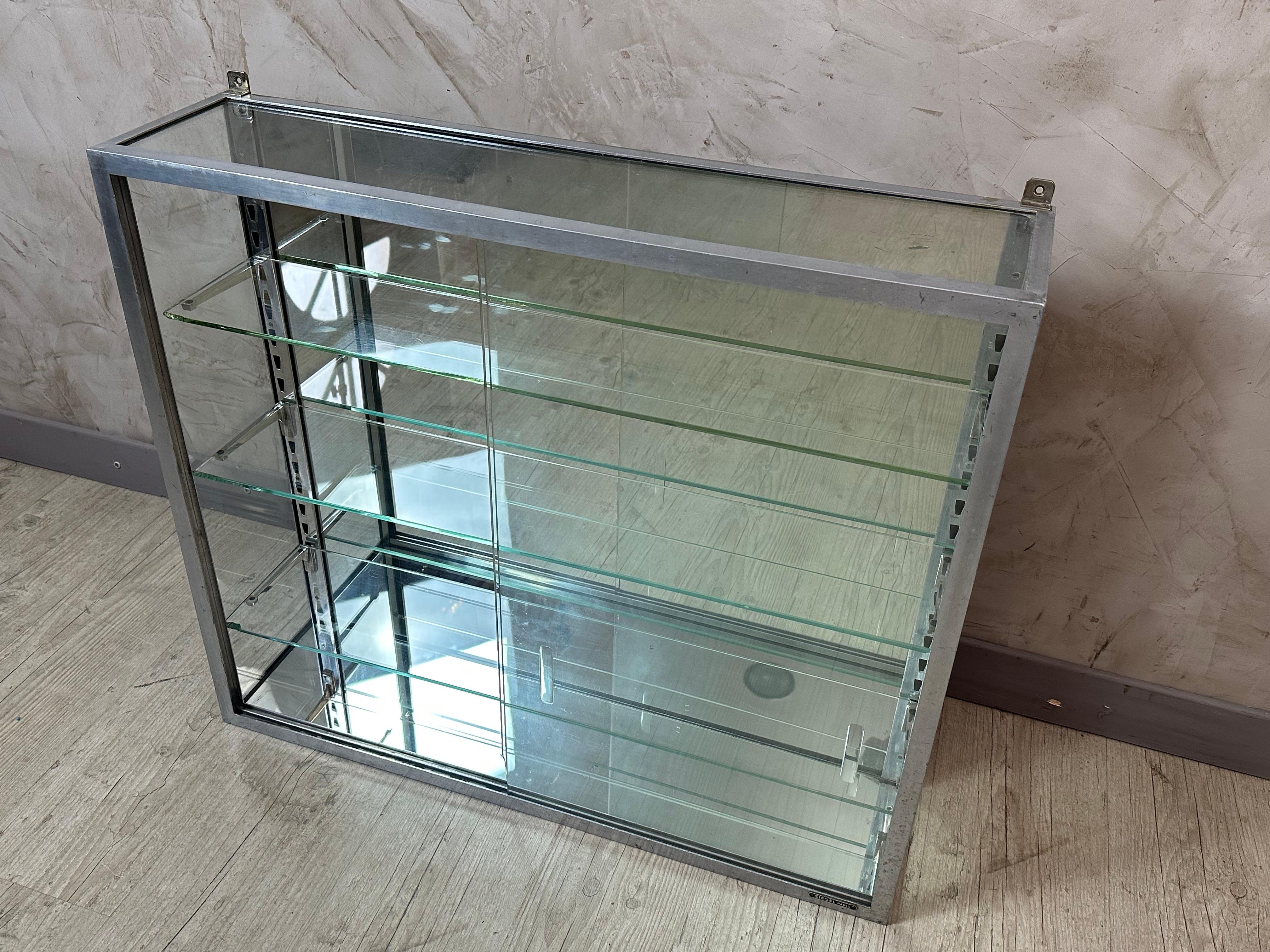 Early 20th century French Chromed Metal, Mirror and Glass Wall Shelf, 1920s In Good Condition For Sale In LEGNY, FR